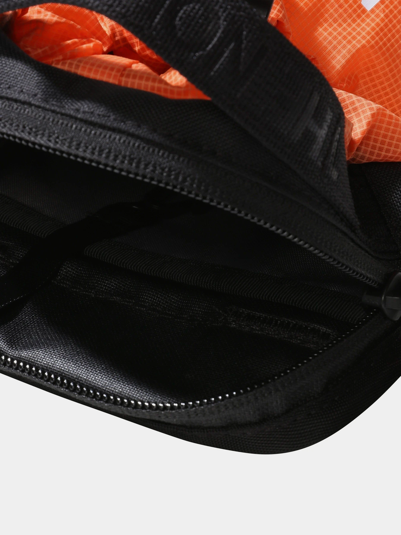 Сумки The North Face Bozer модель NF0A52RYZV11 Фото