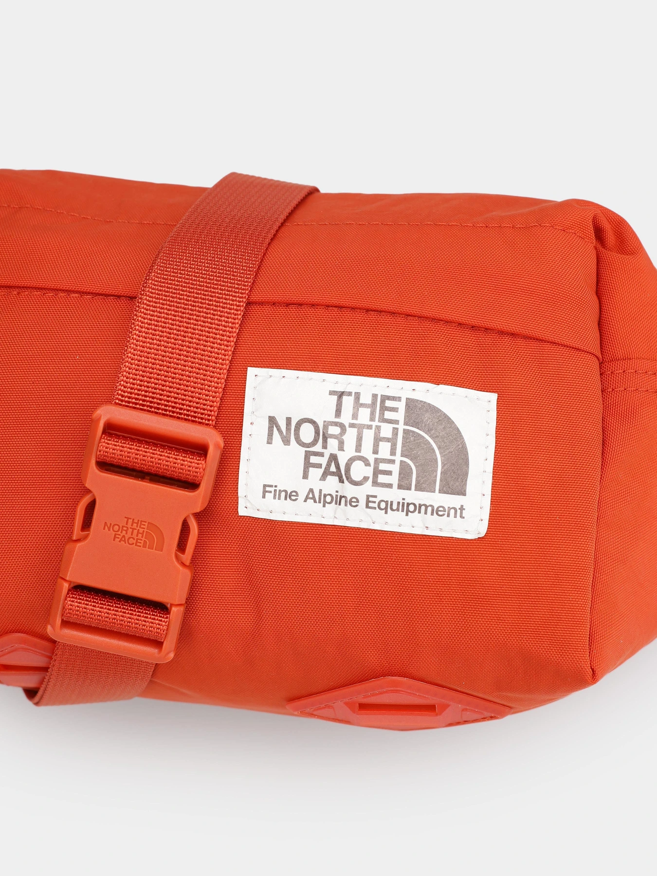 Сумки The North Face Berkeley модель NF0A52VUIT11 Сумки The North Face Berkeley модель NF0A52VUIT11 Фото