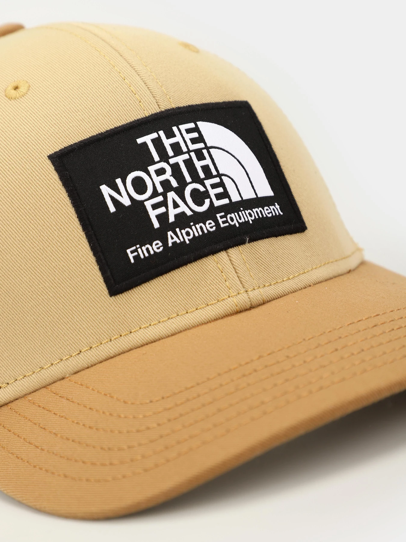 Шапки та кепки The North Face Deep Fit Mudder Trucker модель NF0A5FX8WK21 Фото