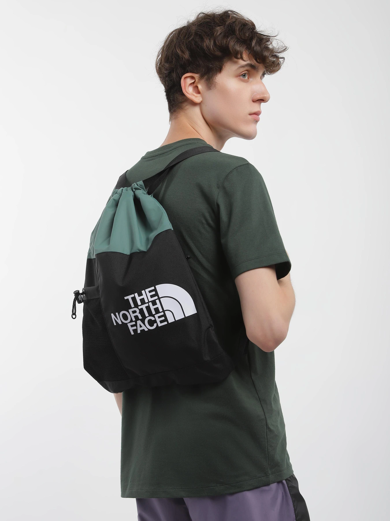 Сумки The North Face Bozer Cinch Pack модель NF0A52VPKIB1 Сумки The North Face Bozer Cinch Pack модель NF0A52VPKIB1 Фото