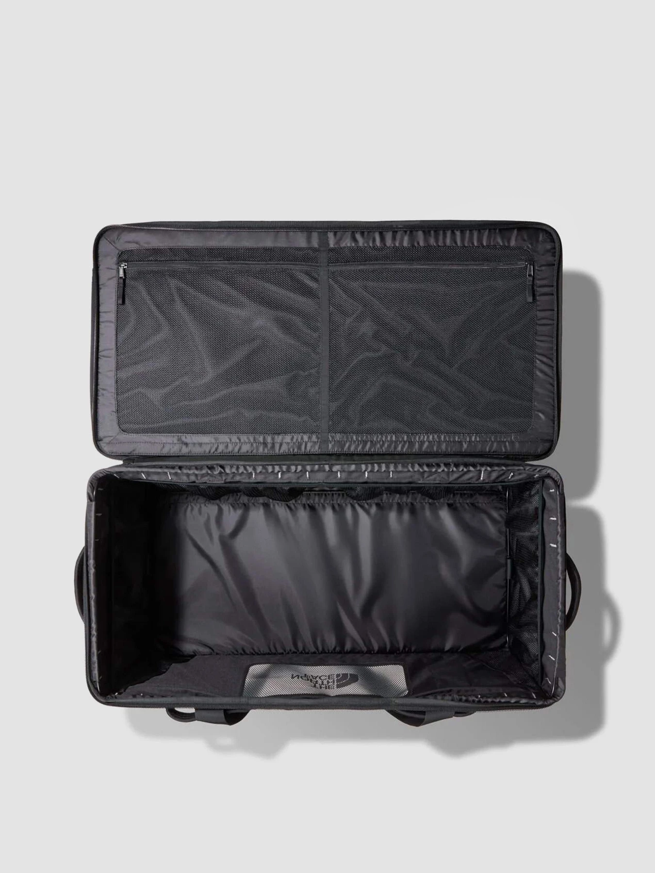 Дорожные сумки и чемоданы The North Face Base Camp Gear Box модель NF0A81CCKX71 Дорожные сумки и чемоданы The North Face Base Camp Gear Box модель NF0A81CCKX71 Фото