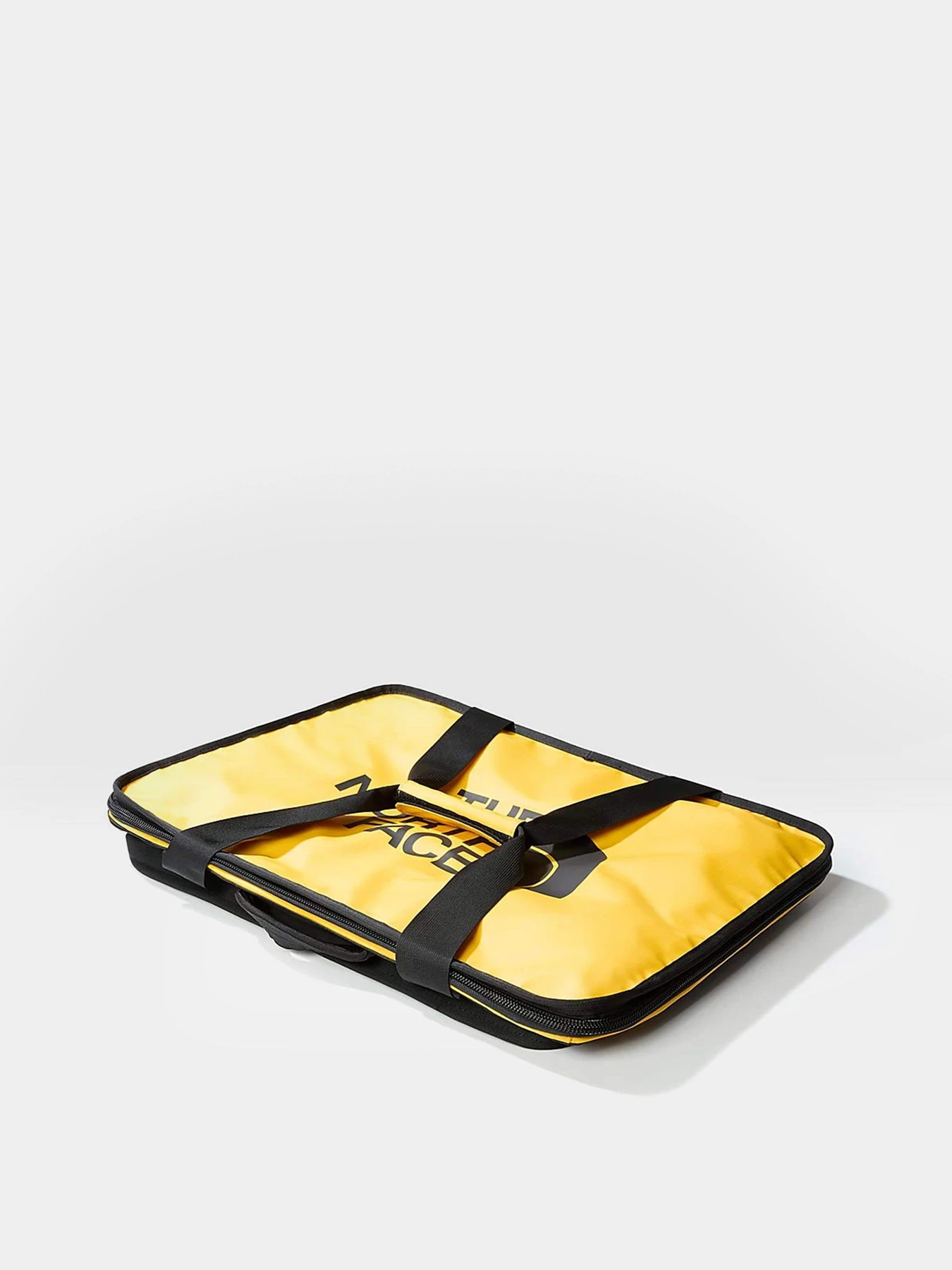 Дорожные сумки и чемоданы The North Face Base Camp Gear Box — M модель NF0A81CDZU31 Дорожные сумки и чемоданы The North Face Base Camp Gear Box — M модель NF0A81CDZU31 Фото