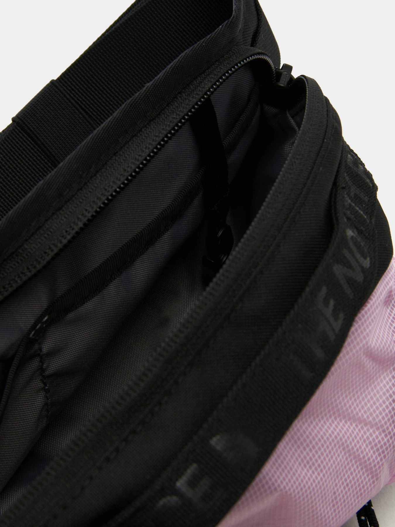 Сумки The North Face Bozer Hip Pack III модель NF0A52RWOLD1 Сумки The North Face Bozer Hip Pack III модель NF0A52RWOLD1 Фото