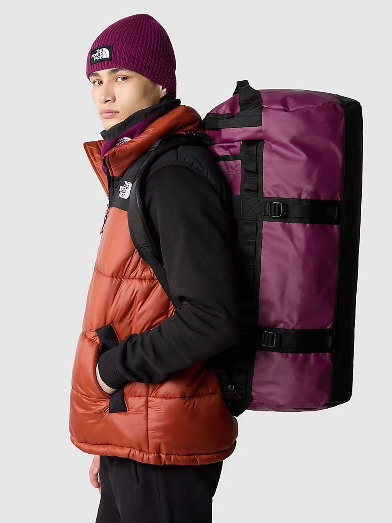 Дорожные сумки и чемоданы The North Face Duffel M Sack Voyage модель NF0A52SAKK91 Фото