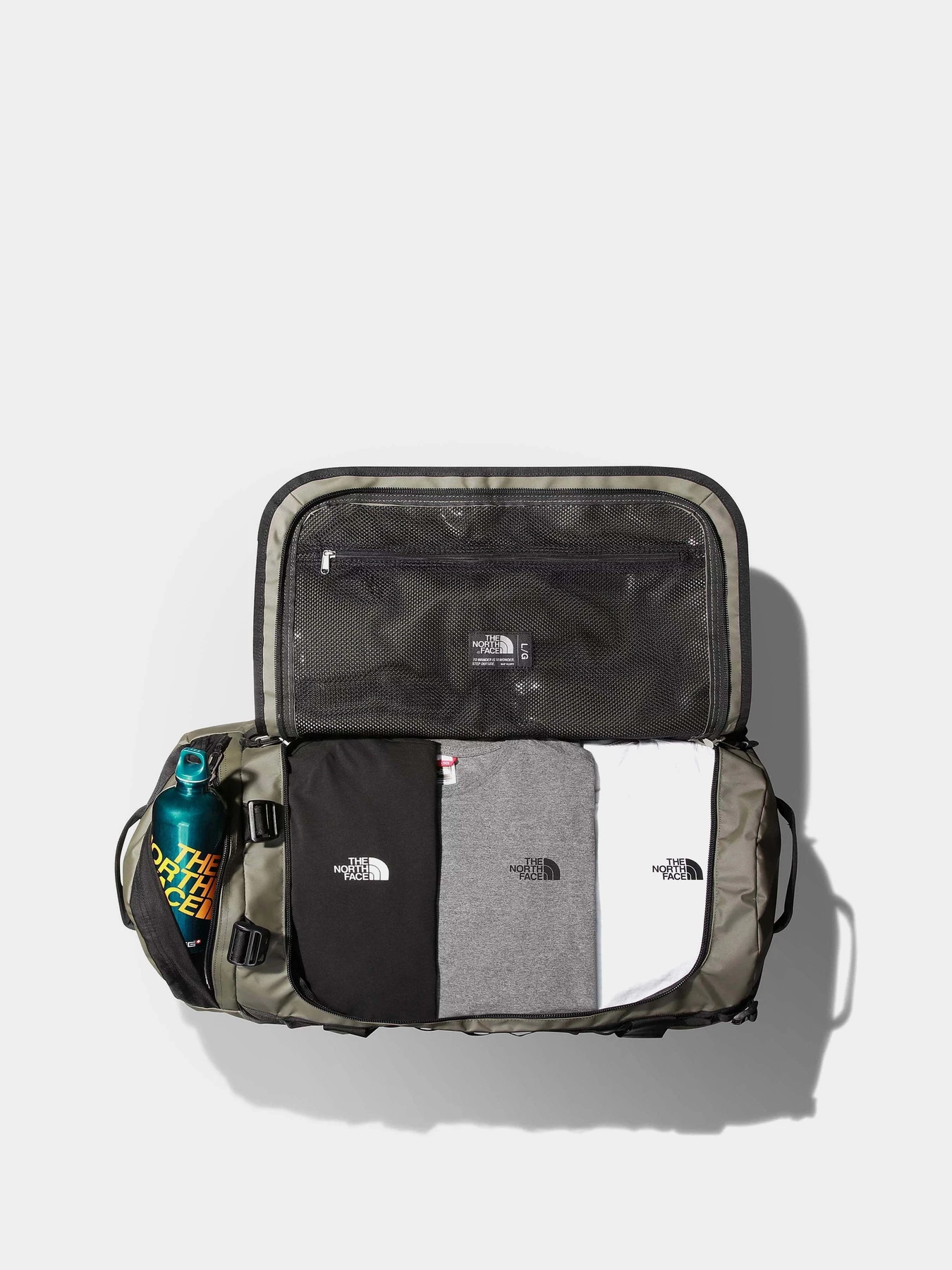 Дорожные сумки и чемоданы The North Face Base Camp Duffel - L модель NF0A52SBBQW1 Дорожные сумки и чемоданы The North Face Base Camp Duffel - L модель NF0A52SBBQW1 Фото