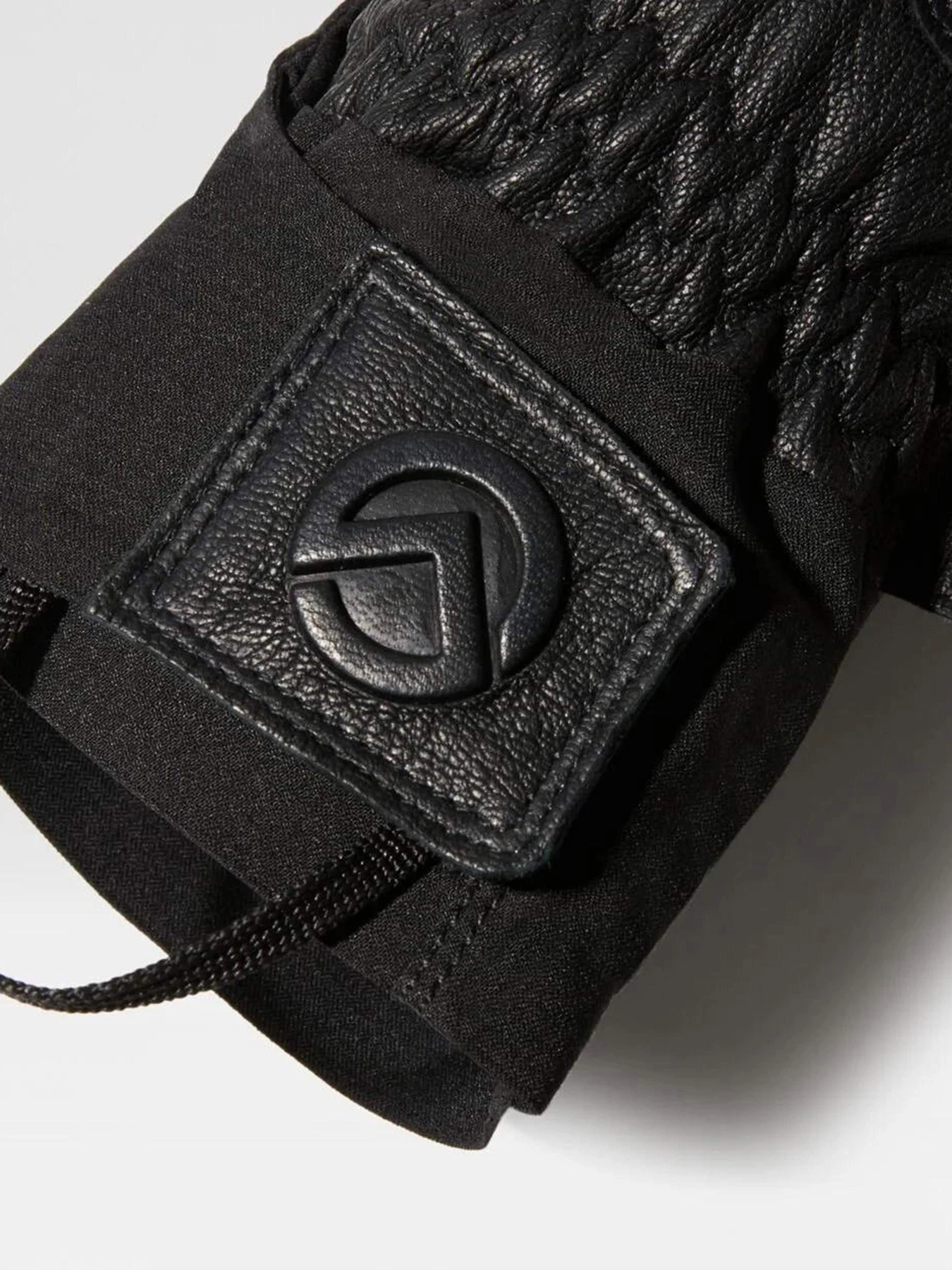 Перчатки и варежки The North Face Summit Patrol GTX Trigger модель NF0A7WKAJK31 Перчатки и варежки The North Face Summit Patrol GTX Trigger модель NF0A7WKAJK31 Фото