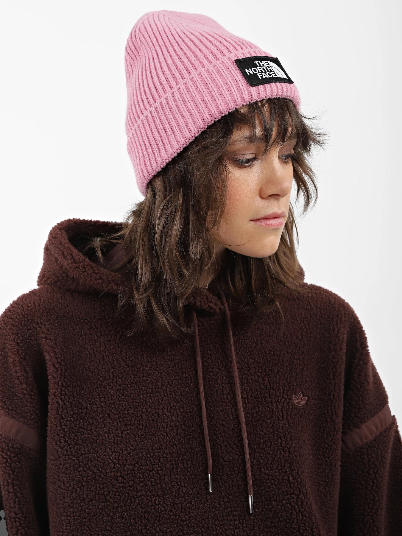 Шапки та кепки The North Face Logo Box Cuffed Beanie модель NF0A3FJXI0W1 Фото