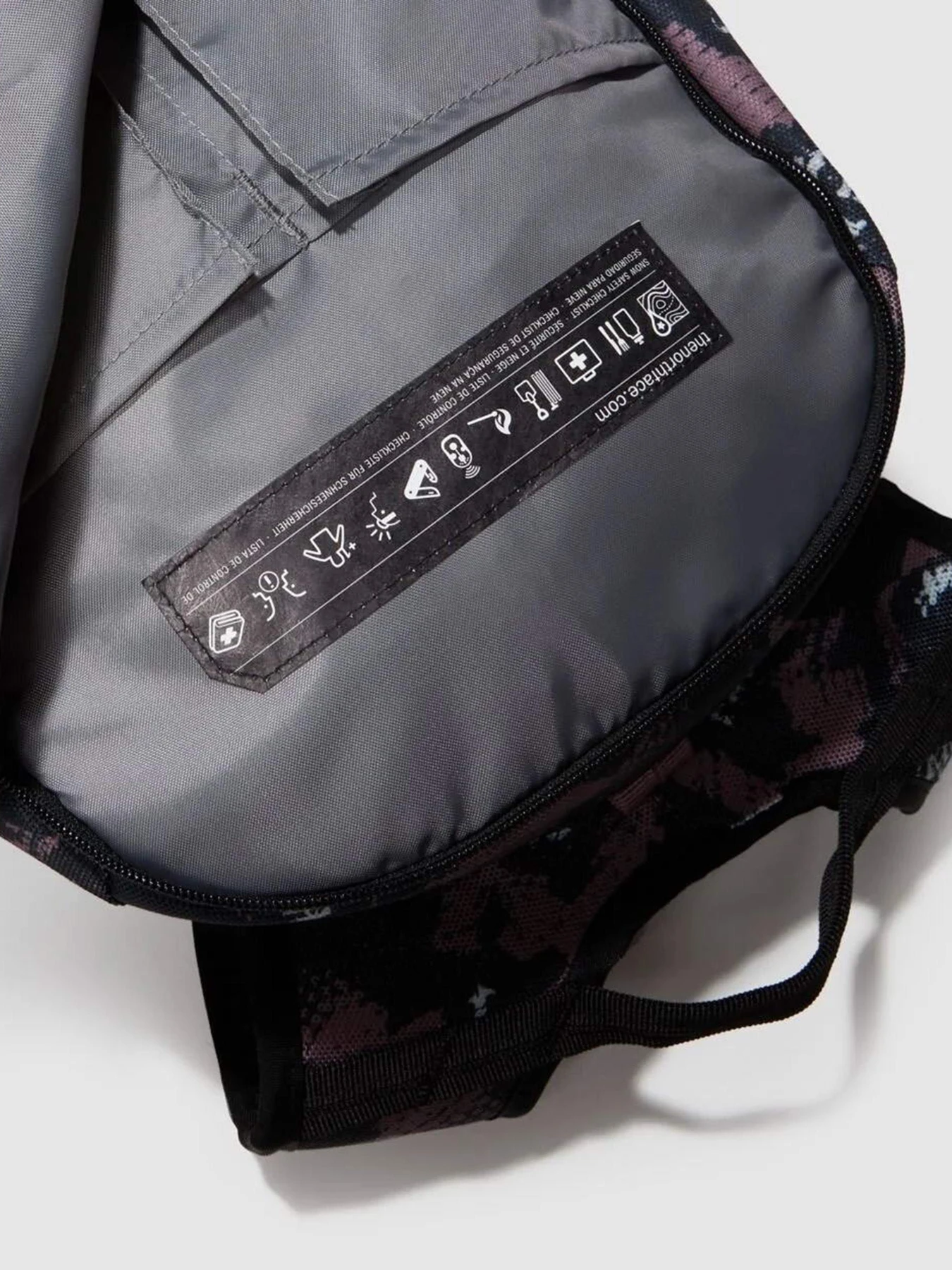 Рюкзаки The North Face Slackpack 20L модель NF0A4VPUO5Q1 Фото