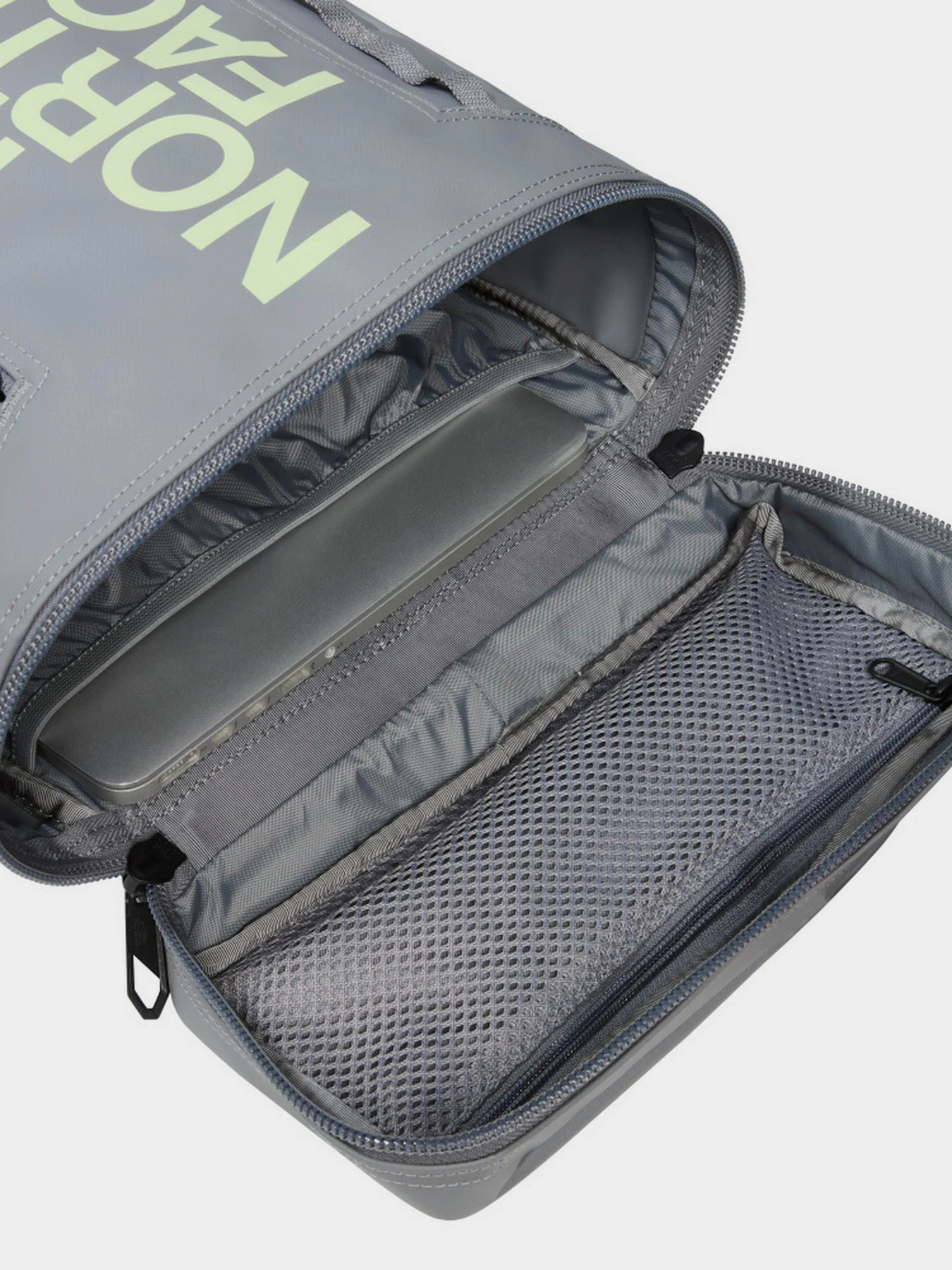 Рюкзаки The North Face Base Camp Fuse Box Mini 19L модель NF0A873WYOB1 Рюкзаки The North Face Base Camp Fuse Box Mini 19L модель NF0A873WYOB1 Фото