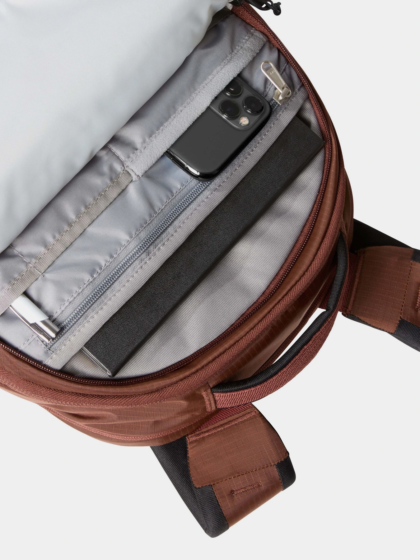 Рюкзаки The North Face Borealis 28L модель NF0A52SE8C31 Рюкзаки The North Face Borealis 28L модель NF0A52SE8C31 Фото