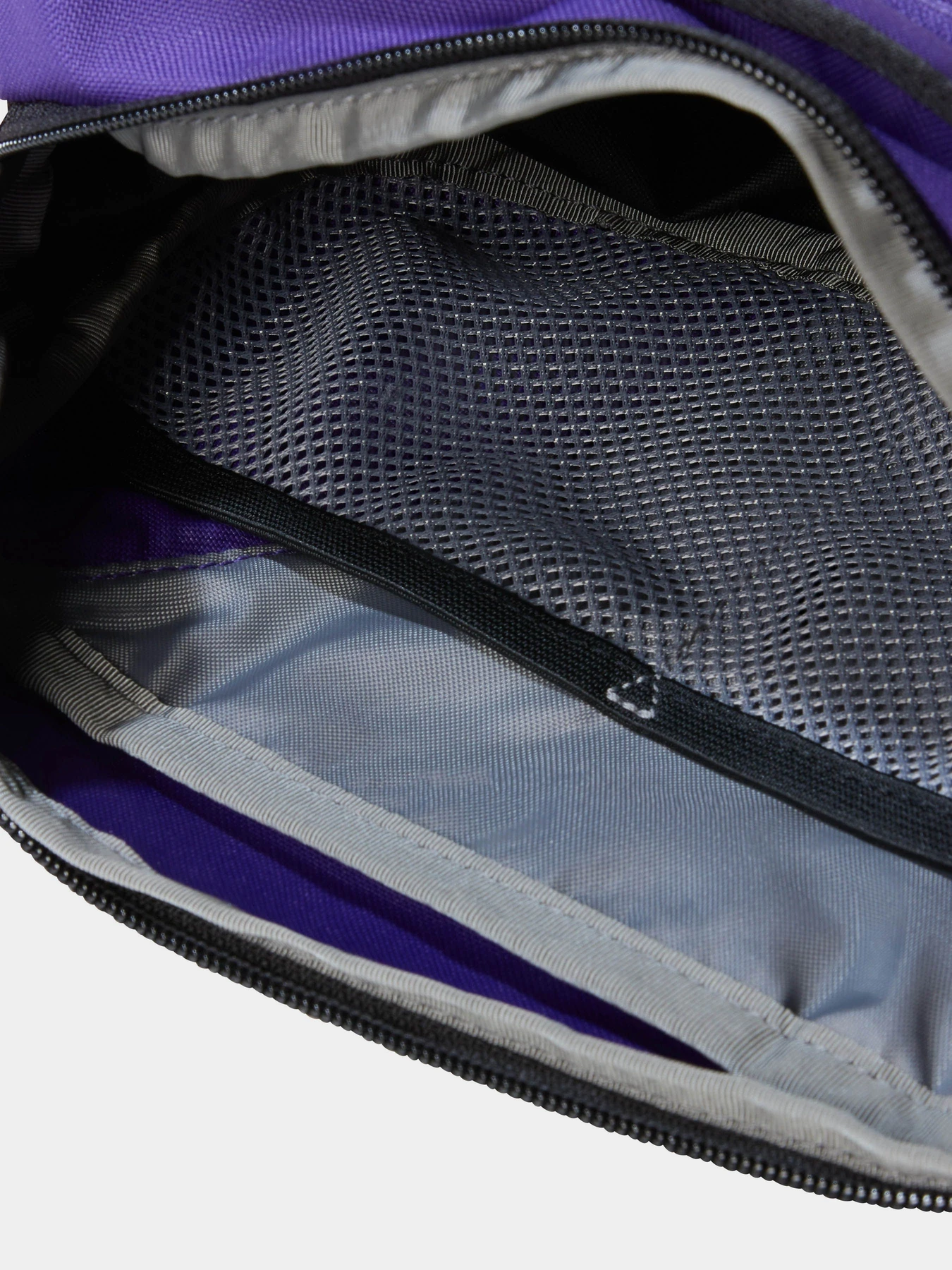 Сумки The North Face Y2k Hip Pack модель NF0A87GEXO11 Сумки The North Face Y2k Hip Pack модель NF0A87GEXO11 Фото