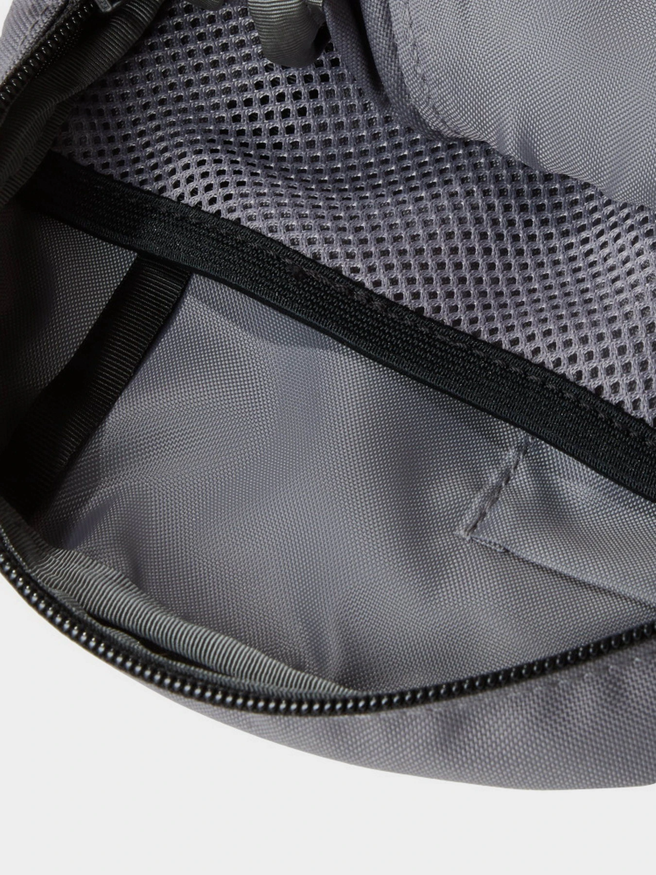 Сумки The North Face Y2K модель NF0A87GFYOE1 Сумки The North Face Y2K модель NF0A87GFYOE1 Фото
