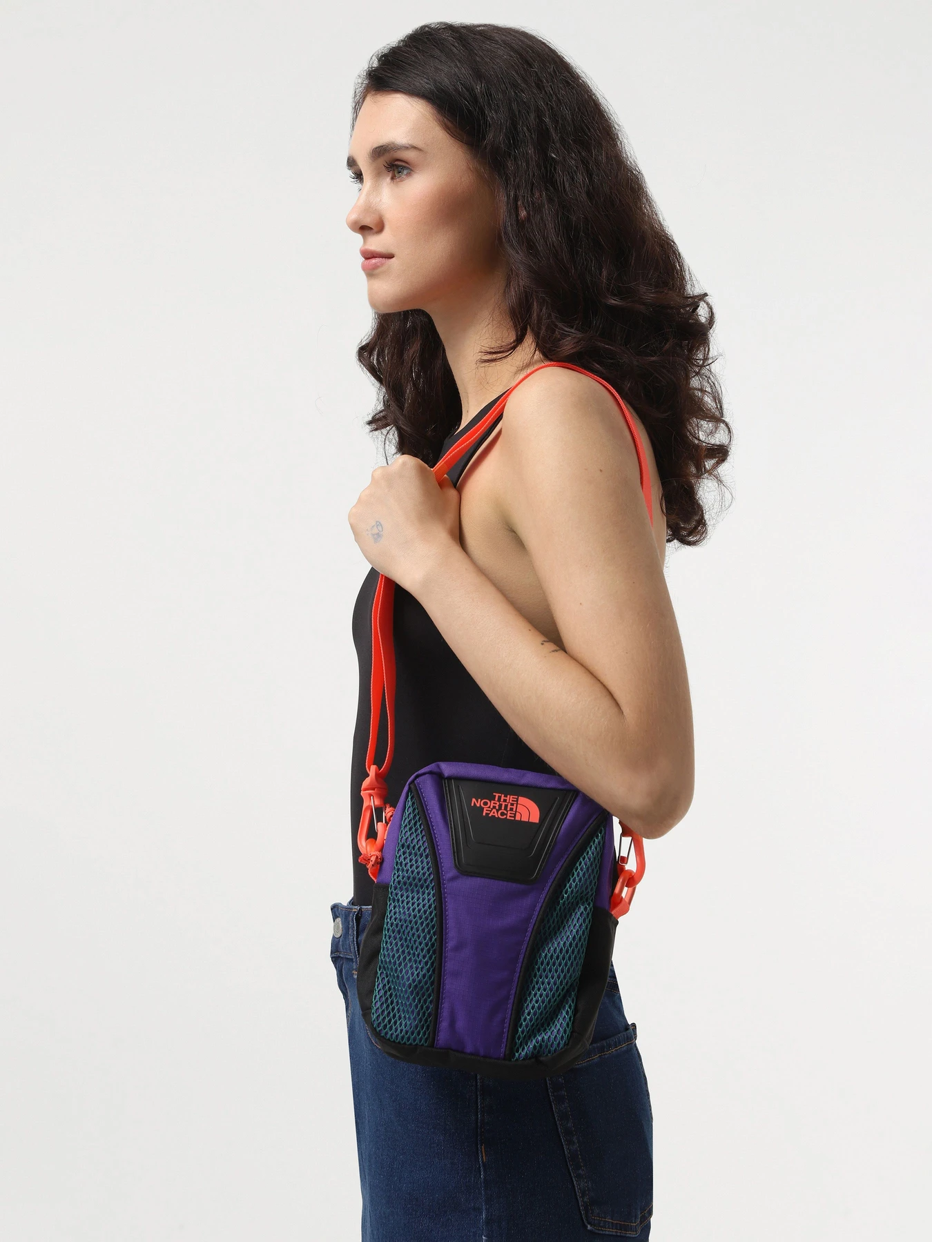 Сумки The North Face Y2k Shoulder Bag модель NF0A87GFXO11 Сумки The North Face Y2k Shoulder Bag модель NF0A87GFXO11 Фото