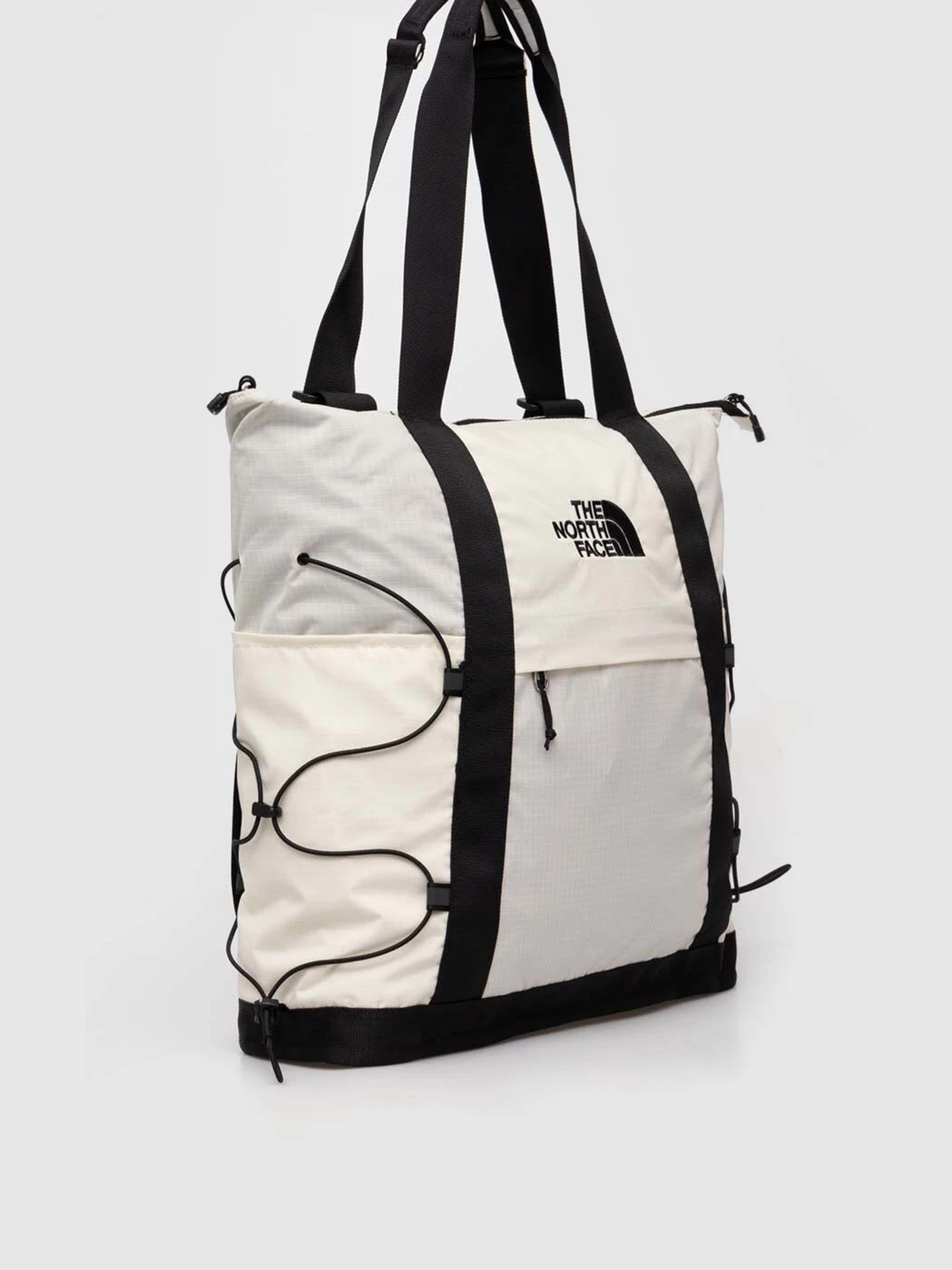 Сумки The North Face Borealis Tote модель NF0A52SVQ4C1 Сумки The North Face Borealis Tote модель NF0A52SVQ4C1 Фото