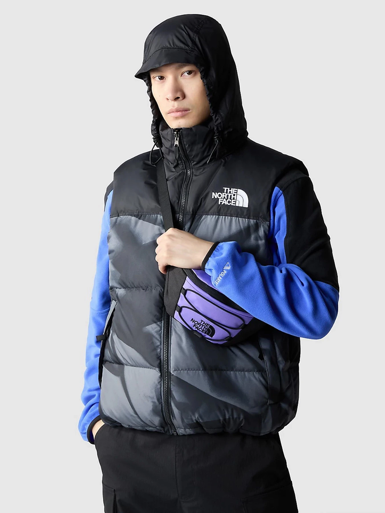 Сумки The North Face Never Stop Tote модель NF0A52TMROL1 Сумки The North Face Never Stop Tote модель NF0A52TMROL1 Фото