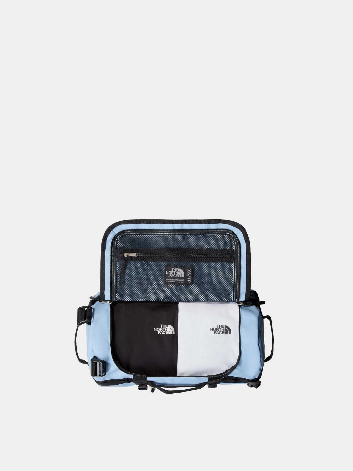 Дорожные сумки и чемоданы The North Face Base Camp Duffel модель NF0A52SSTOJ1 Дорожные сумки и чемоданы The North Face Base Camp Duffel модель NF0A52SSTOJ1 Фото