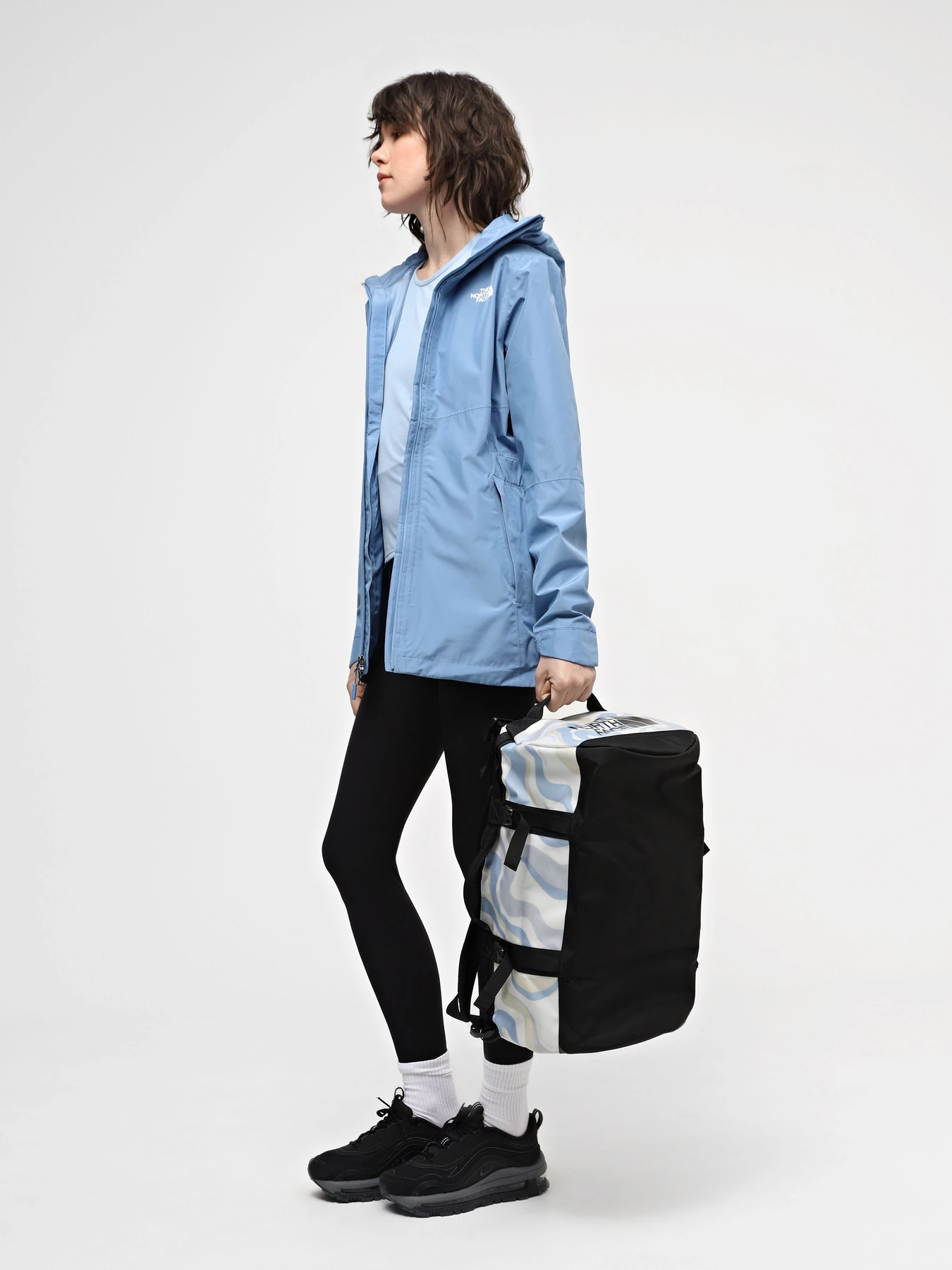 Дорожные сумки и чемоданы The North Face Base Camp Duffel модель NF0A52SSXO71 Дорожные сумки и чемоданы The North Face Base Camp Duffel модель NF0A52SSXO71 Фото