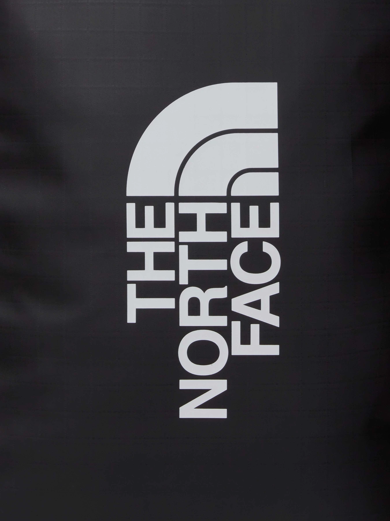 Дорожные сумки и чемоданы The North Face Base Camp Voyager 21 Roller модель NF0A52UDKY41 Дорожные сумки и чемоданы The North Face Base Camp Voyager 21 Roller модель NF0A52UDKY41 Фото