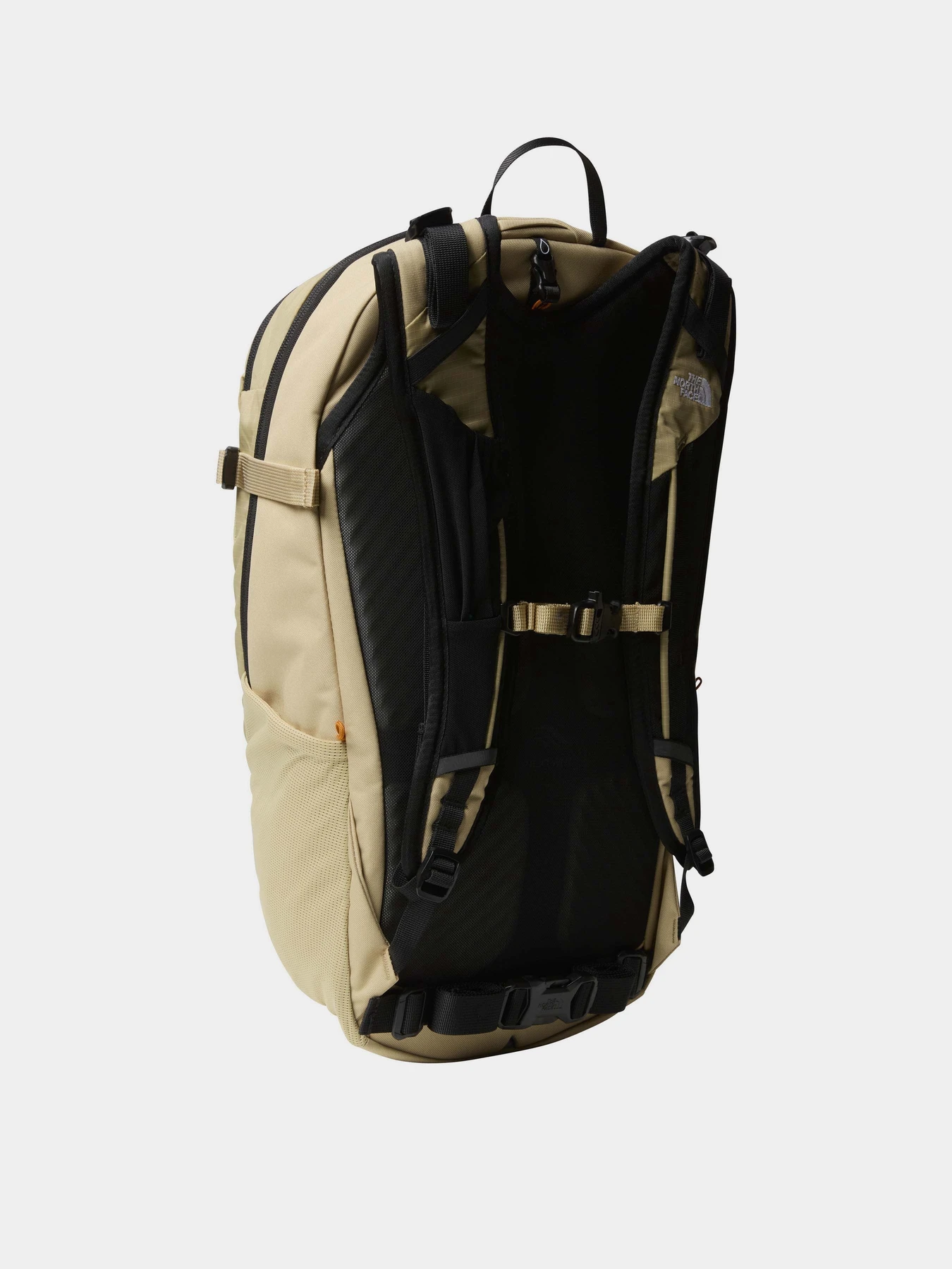 Рюкзаки The North Face Basin 24L модель NF0A52CYSOF1 Рюкзаки The North Face Basin 24L модель NF0A52CYSOF1 Фото