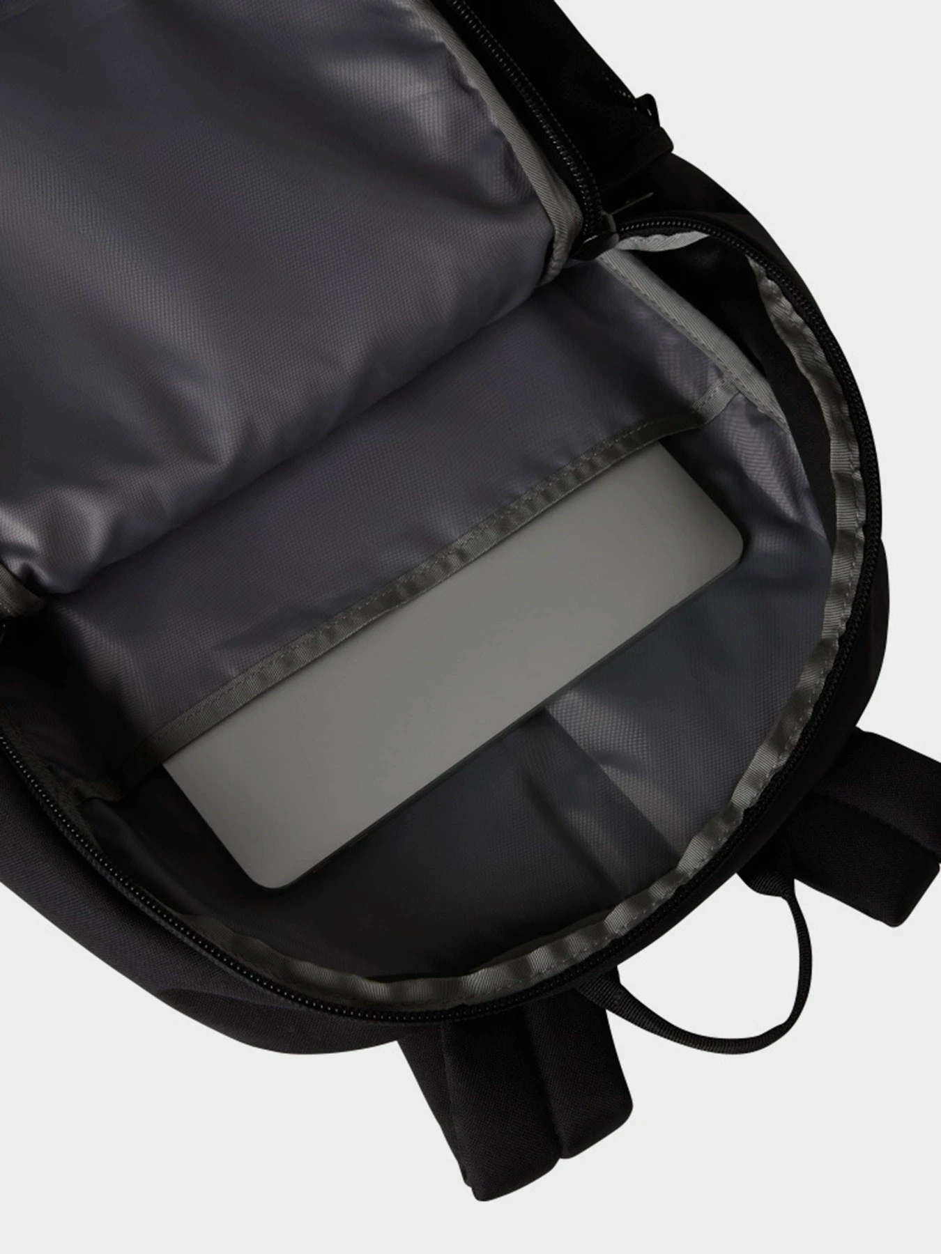 Рюкзаки The North Face Rodey модель NF0A3KVC4H01 Фото