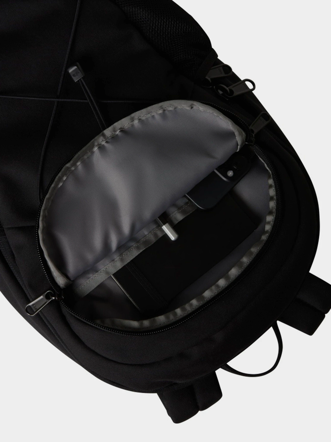 Рюкзаки The North Face Rodey модель NF0A3KVC4H01 Фото