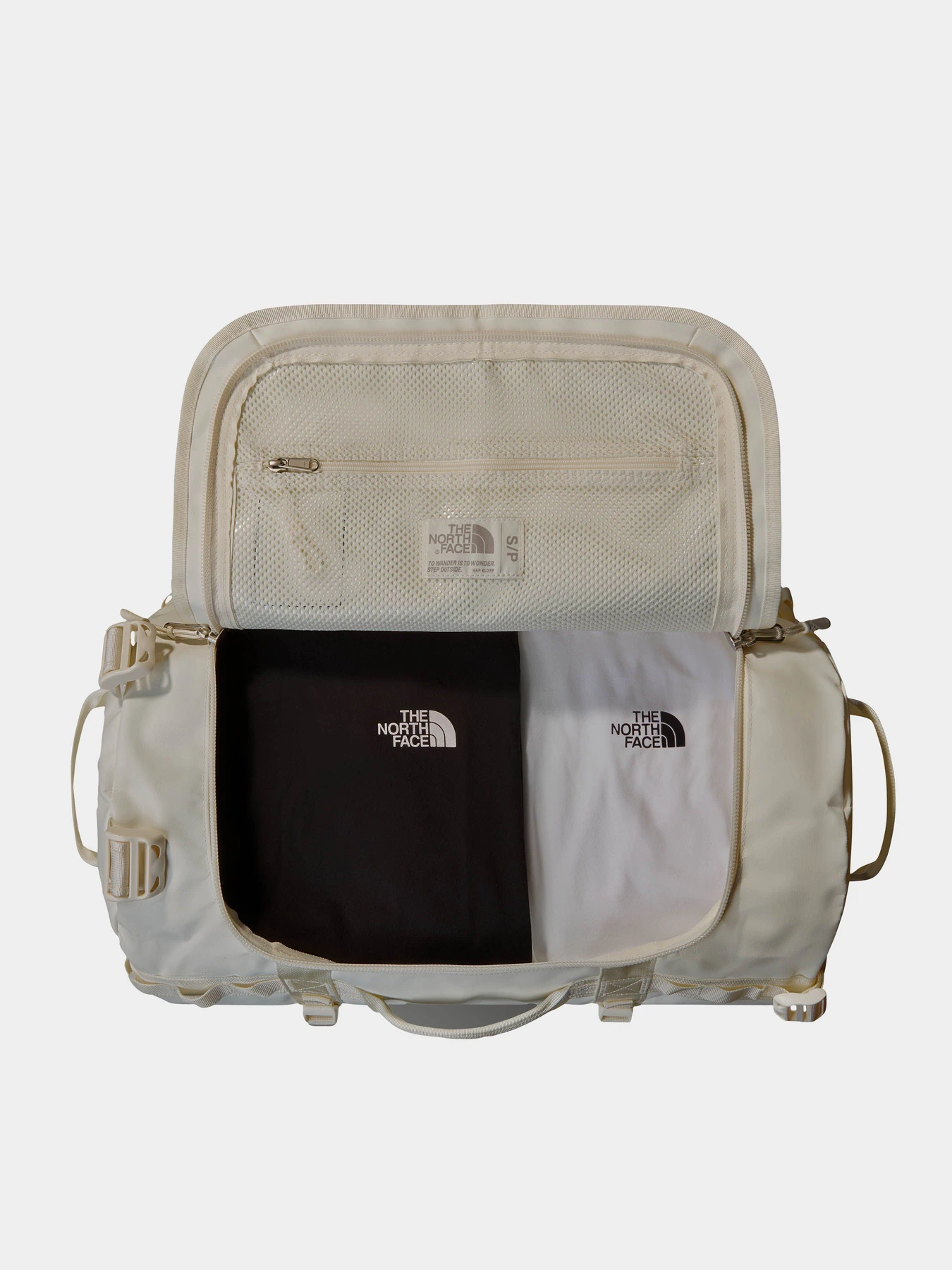 Дорожные сумки и чемоданы The North Face Base Camp Duffel - Small 50L модель NF0A52STUBO1 Дорожные сумки и чемоданы The North Face Base Camp Duffel - Small 50L модель NF0A52STUBO1 Фото