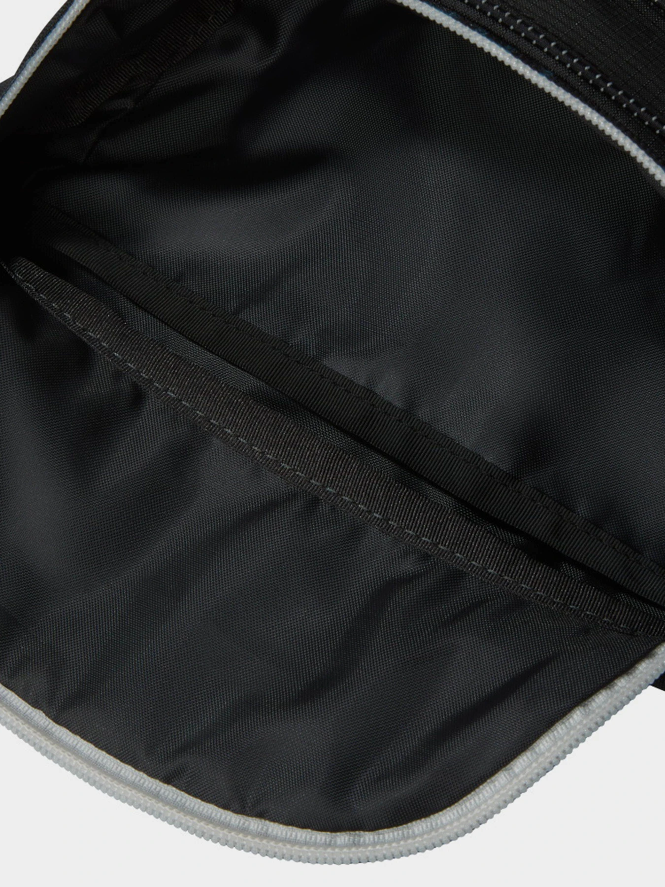 Сумки The North Face Jester Lumbar модель NF0A52TM0IO1 Сумки The North Face Jester Lumbar модель NF0A52TM0IO1 Фото