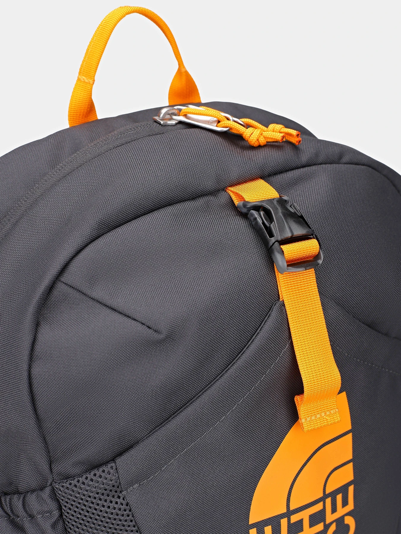 Рюкзаки The North Face Sunder Commuter 19,5L модель NF0A52VXAOX1 Рюкзаки The North Face Sunder Commuter 19,5L модель NF0A52VXAOX1 Фото