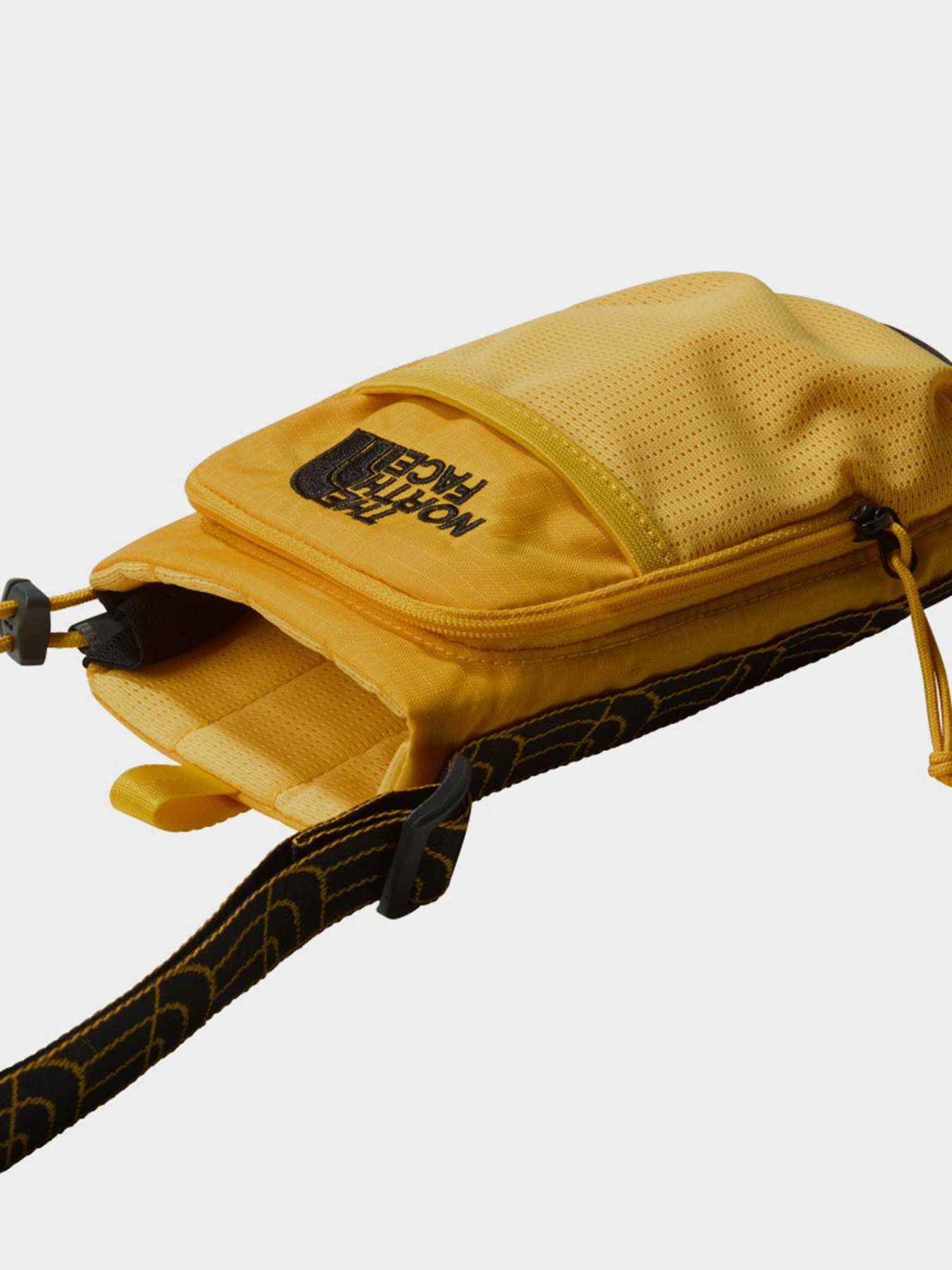Сумки The North Face Borealis модель NF0A81DQZU31 Сумки The North Face Borealis модель NF0A81DQZU31 Фото