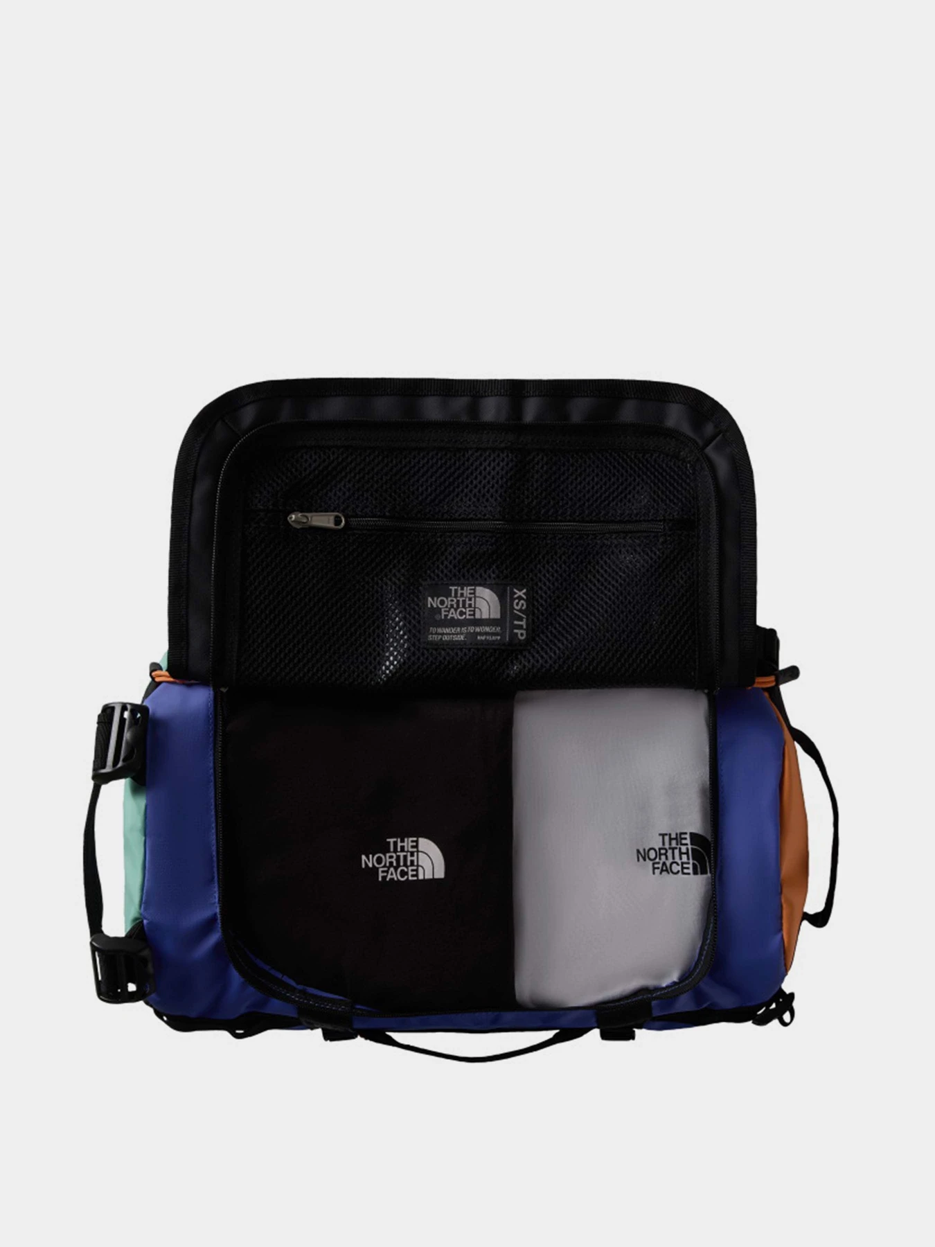 Дорожные сумки и чемоданы The North Face Base Camp Duffel - S 50L модель NF0A52SSB911 Дорожные сумки и чемоданы The North Face Base Camp Duffel - S 50L модель NF0A52SSB911 Фото