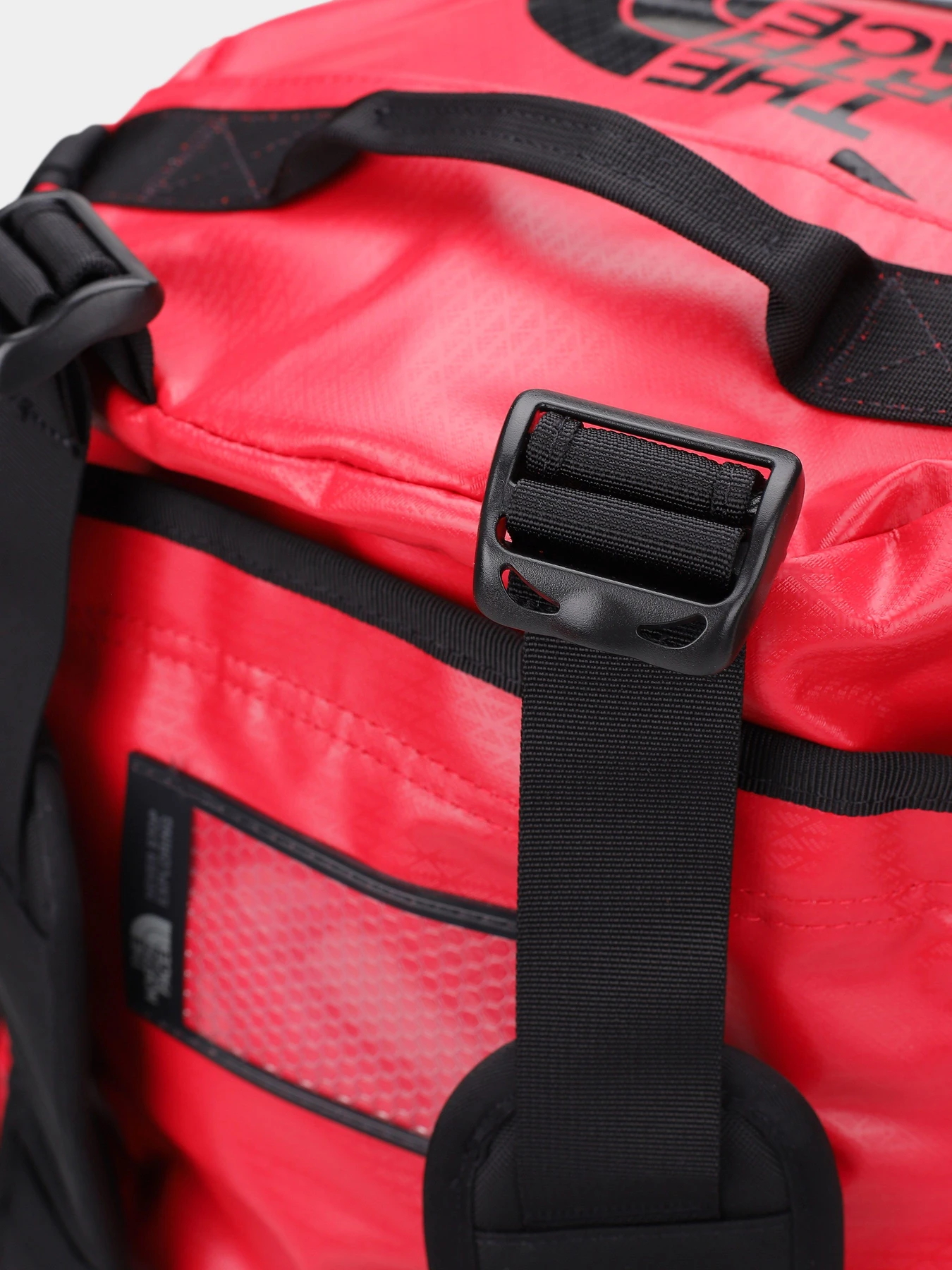 Дорожные сумки и чемоданы The North Face Base Camp Duffel - S 50L модель NF0A52ST54A1 Дорожные сумки и чемоданы The North Face Base Camp Duffel - S 50L модель NF0A52ST54A1 Фото