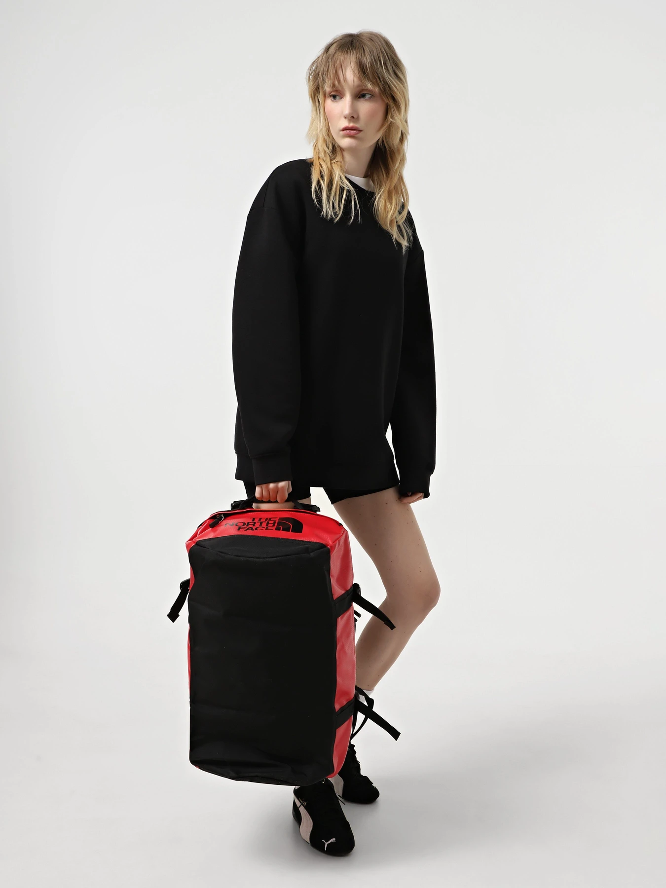 Дорожные сумки и чемоданы The North Face Base Camp Duffel - S 50L модель NF0A52ST54A1 Дорожные сумки и чемоданы The North Face Base Camp Duffel - S 50L модель NF0A52ST54A1 Фото