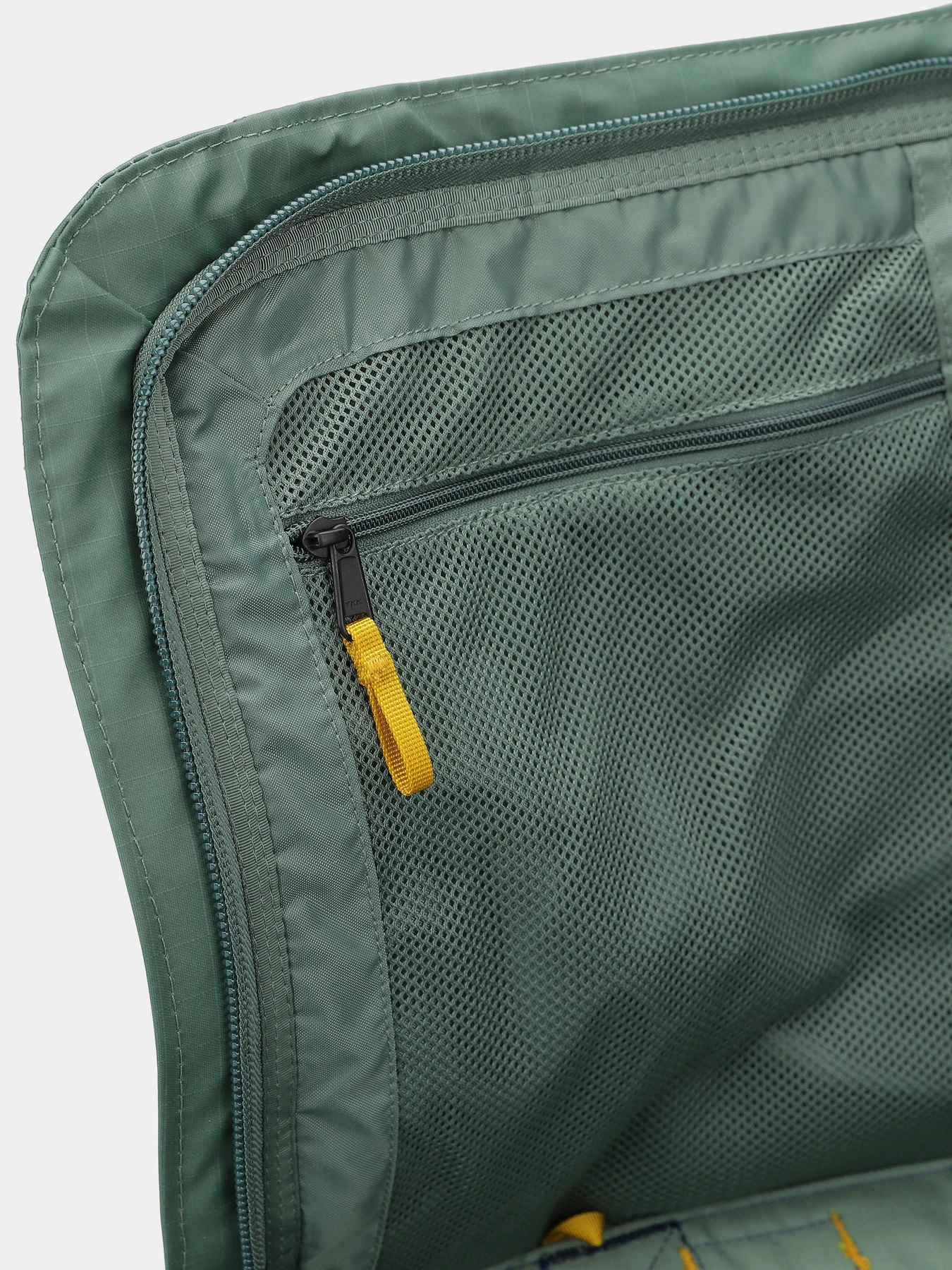 Дорожные сумки и чемоданы The North Face Base Camp Voyager Duffel 62L модель NF0A52S3A721 Дорожные сумки и чемоданы The North Face Base Camp Voyager Duffel 62L модель NF0A52S3A721 Фото