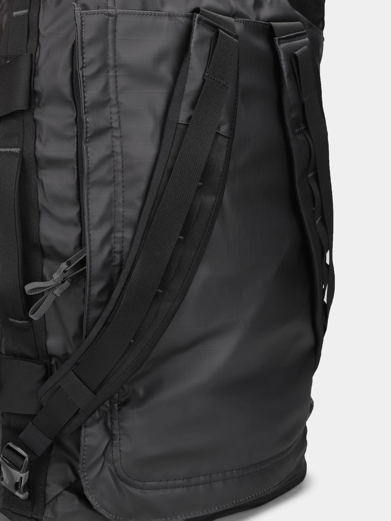 Дорожные сумки и чемоданы The North Face Base Camp Voyager Duffel 62L модель NF0A52S3KT01 Дорожные сумки и чемоданы The North Face Base Camp Voyager Duffel 62L модель NF0A52S3KT01 Фото