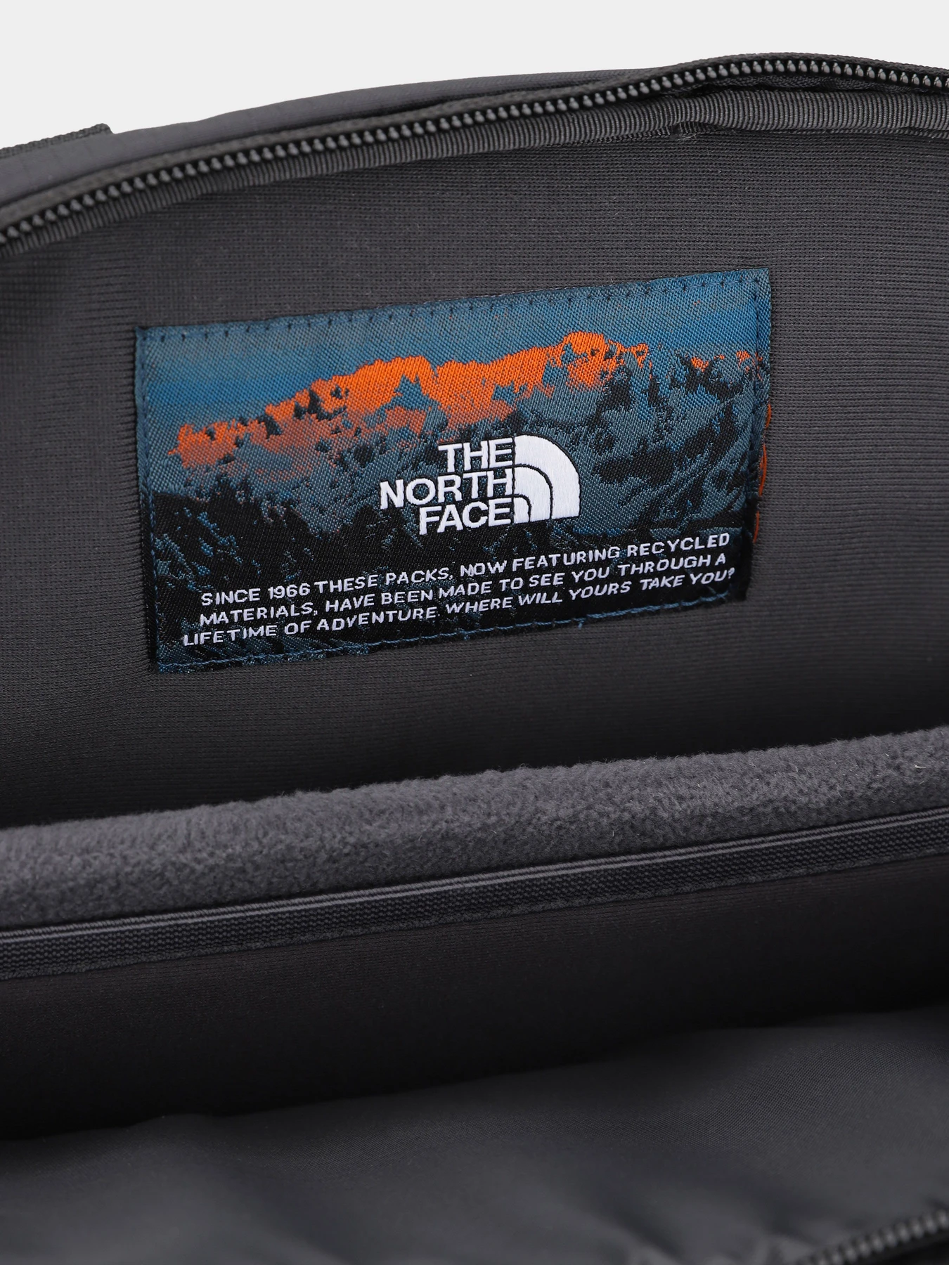 Рюкзаки The North Face Surge 31L модель NF0A52SG4HF1 Рюкзаки The North Face Surge 31L модель NF0A52SG4HF1 Фото