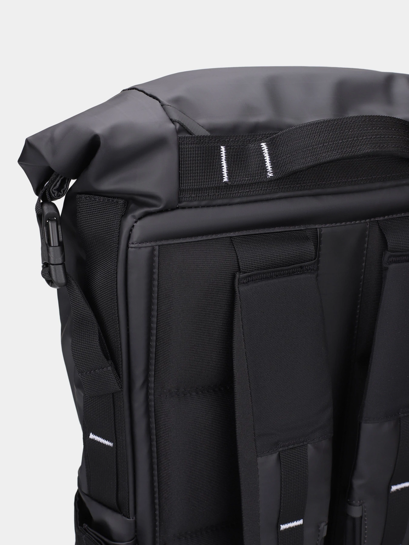 Рюкзаки The North Face Base Camp Voyager 25L модель NF0A81DO53R1 Фото