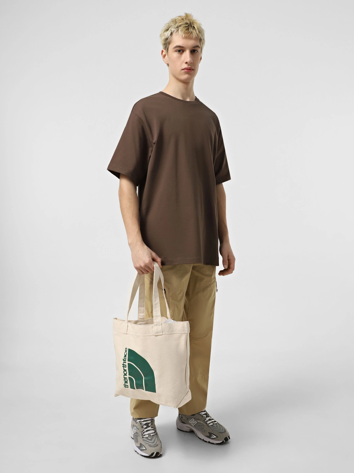 Сумки The North Face Cotton 17 L модель NF0A3VWQBUI1 Сумки The North Face Cotton 17 L модель NF0A3VWQBUI1 Фото