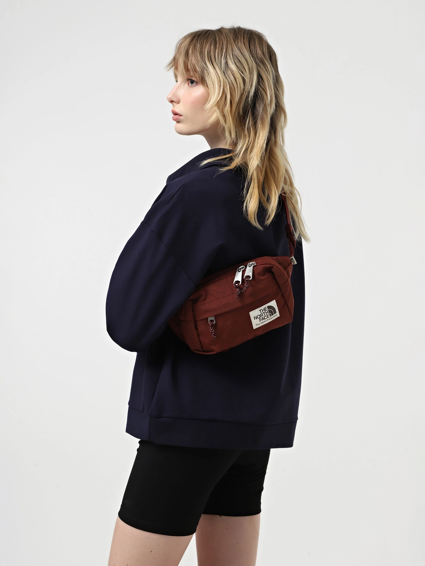 Сумки The North Face Berkeley Lumbar 4 L модель NF0A52VU82P1 Сумки The North Face Berkeley Lumbar 4 L модель NF0A52VU82P1 Фото
