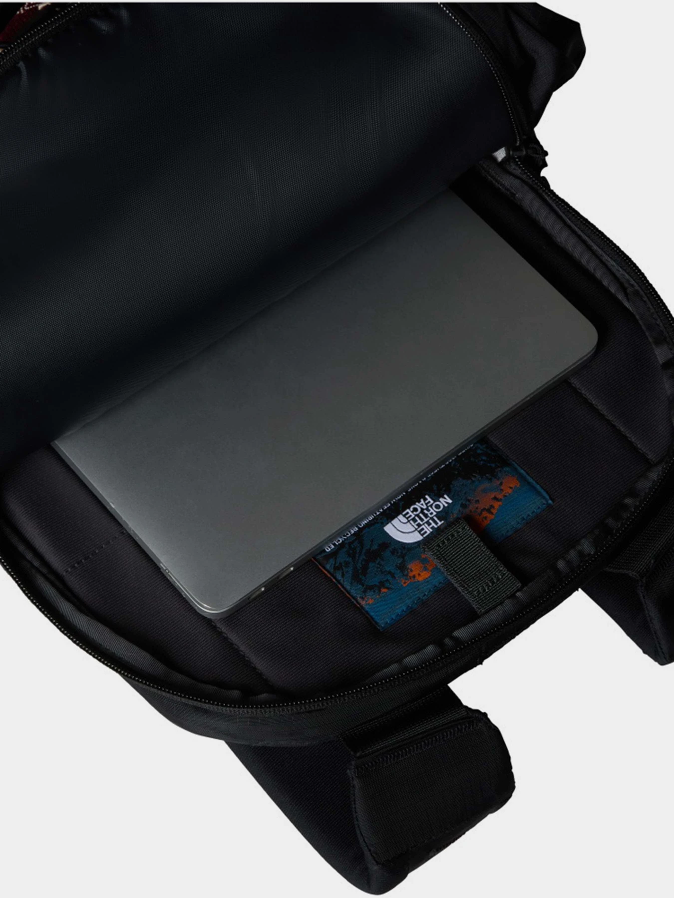 Рюкзаки The North Face Borealis 28L модель NF0A52SE56U1 Рюкзаки The North Face Borealis 28L модель NF0A52SE56U1 Фото