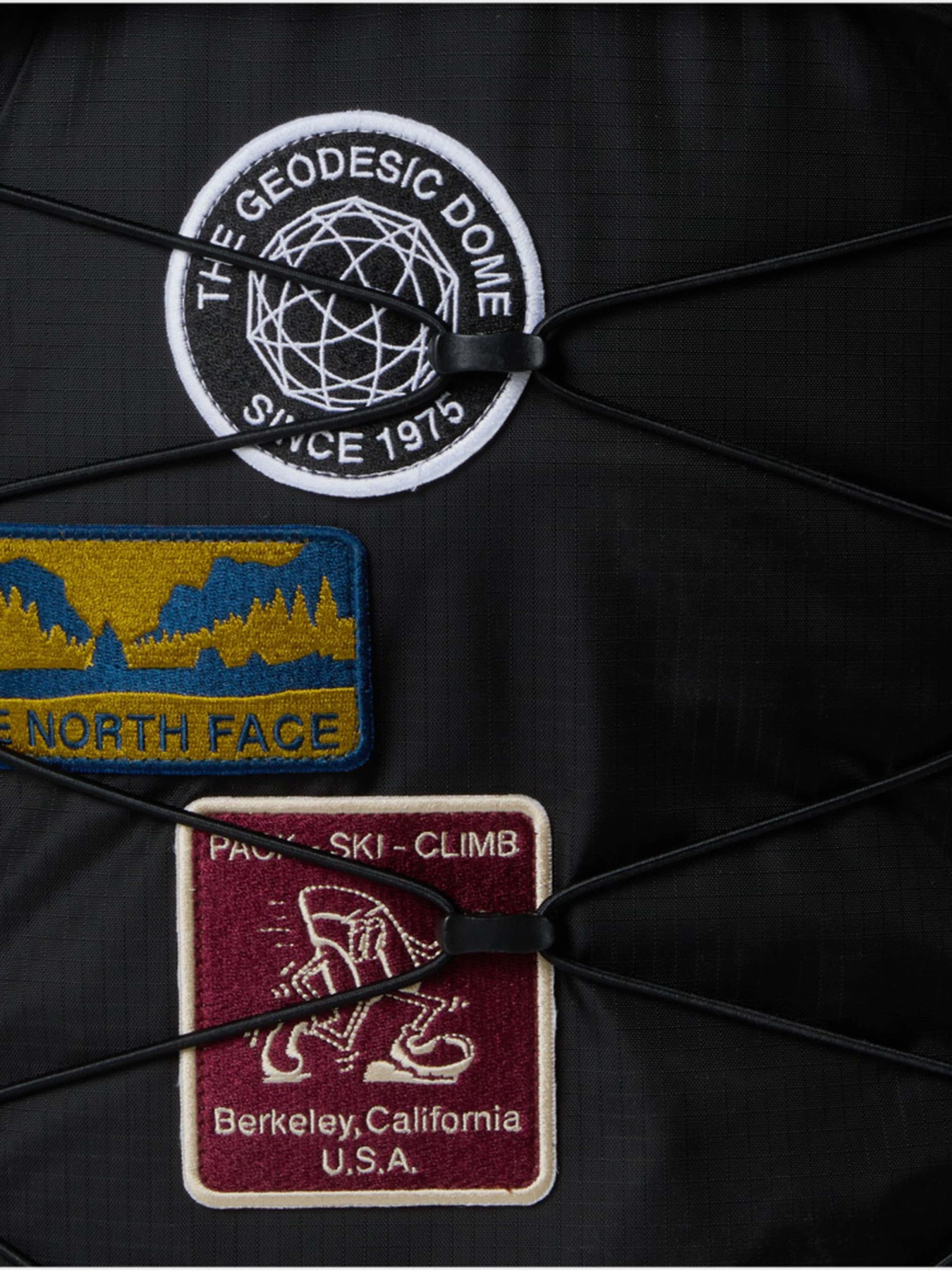 Рюкзаки The North Face Borealis 28L модель NF0A52SE56U1 Рюкзаки The North Face Borealis 28L модель NF0A52SE56U1 Фото