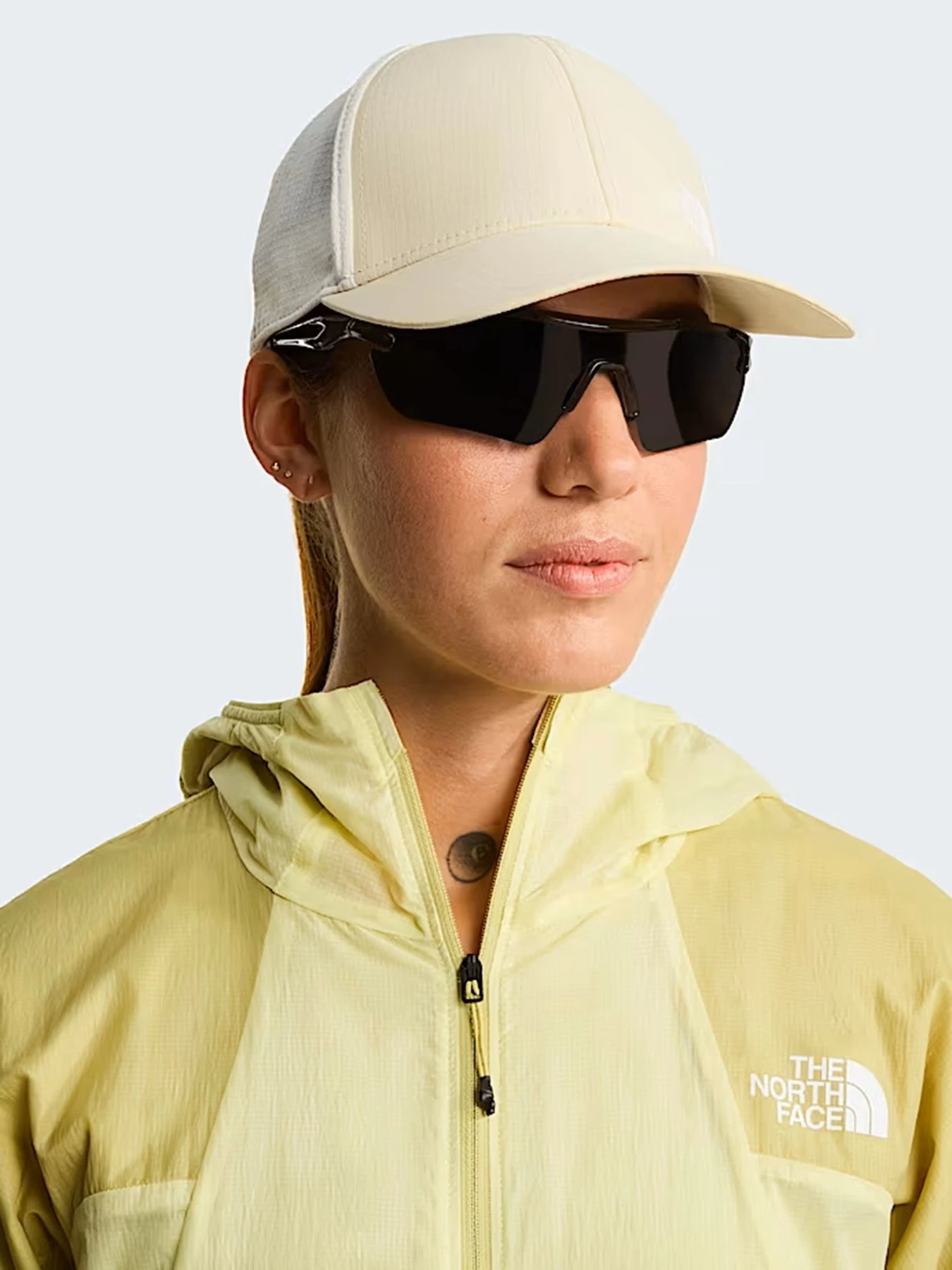 Шапки и кепки The North Face SUMMER LT TRUCKER модель NF0A8A2EDOM1 Шапки и кепки The North Face SUMMER LT TRUCKER модель NF0A8A2EDOM1 Фото