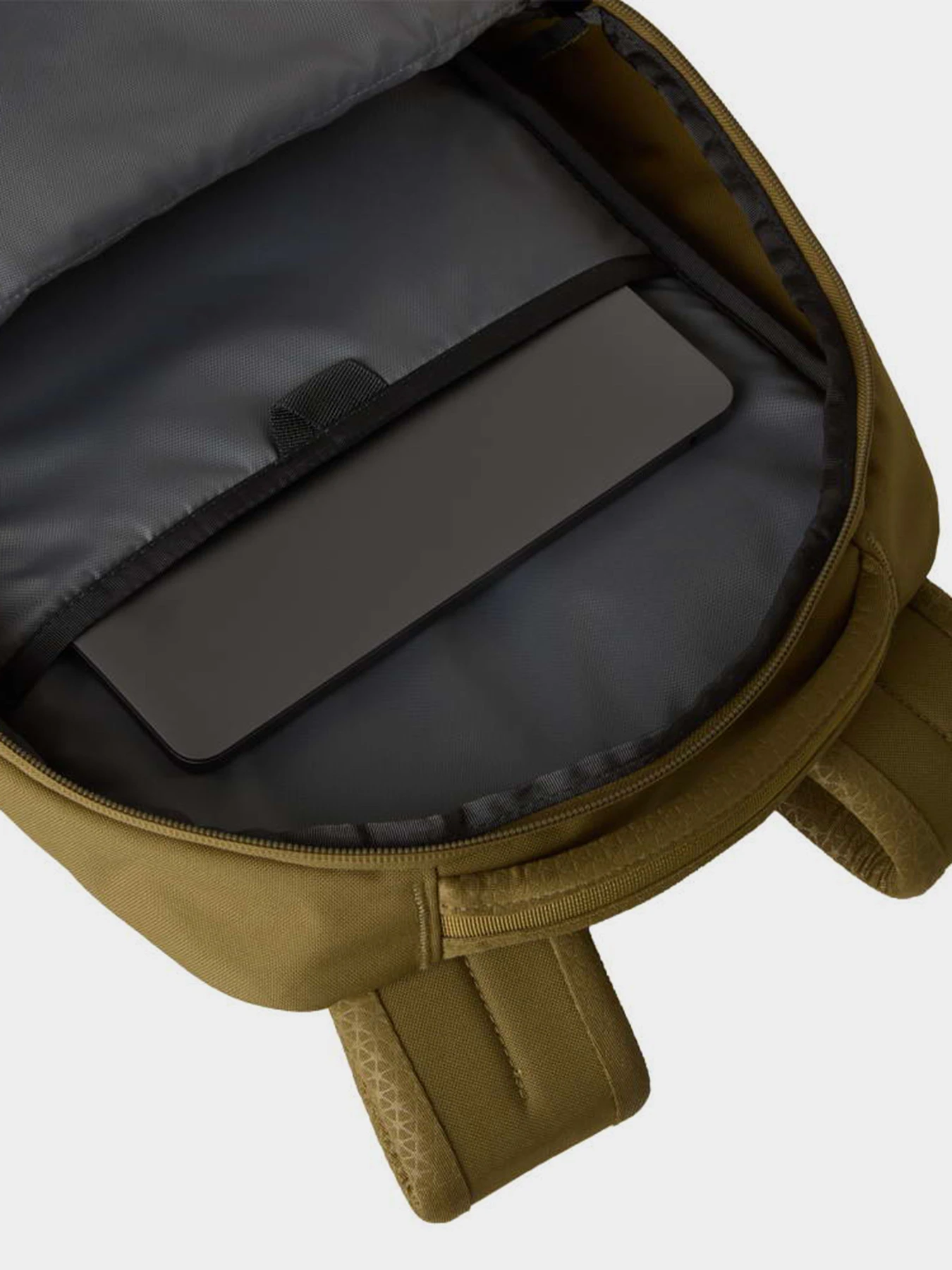 Рюкзаки The North Face VAULT модель NF0A3VY22EL1 Рюкзаки The North Face VAULT модель NF0A3VY22EL1 Фото
