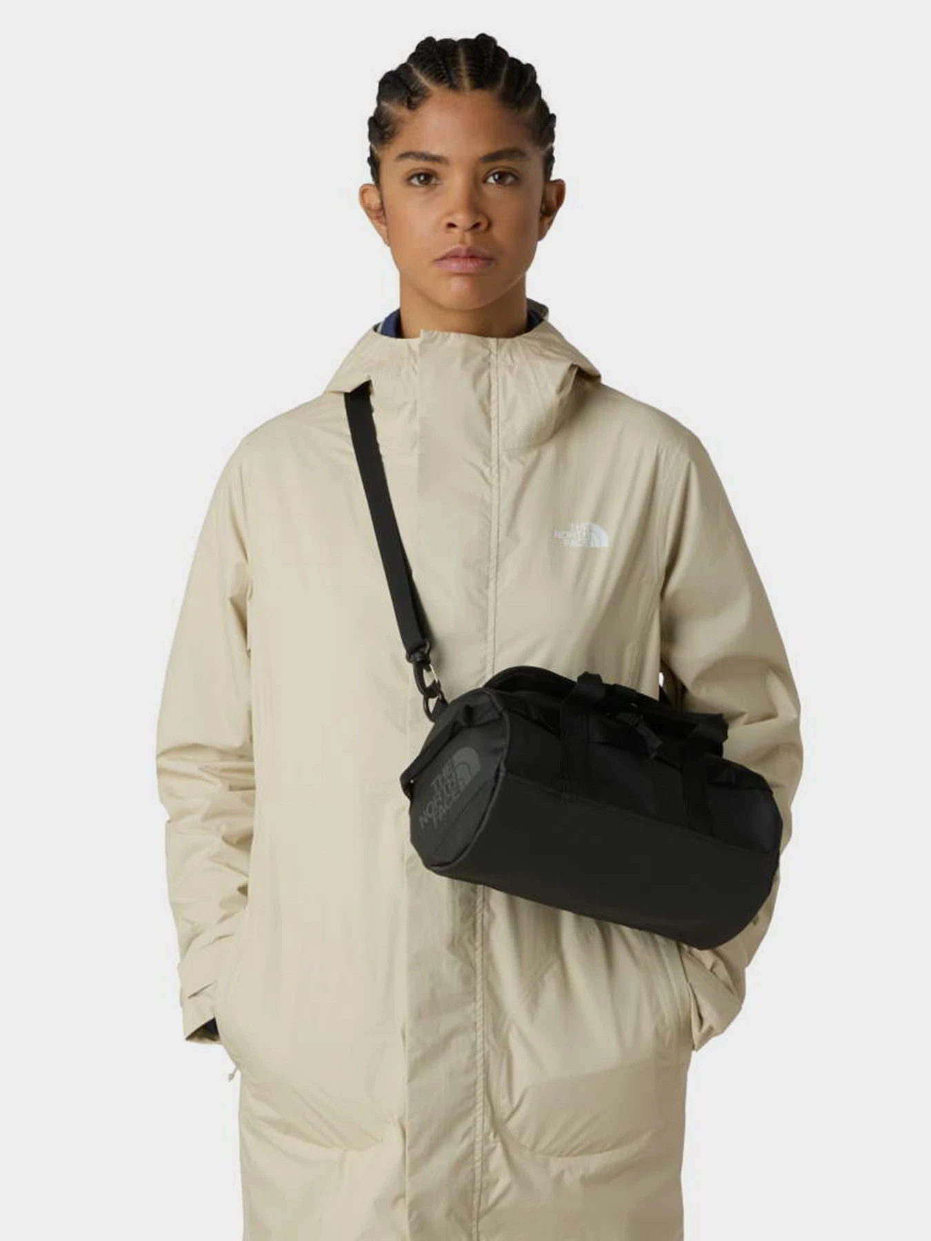Сумки The North Face BASE CAMP DUFFEL SHOULDER BAG модель NF0A8GJ8KT01 Сумки The North Face BASE CAMP DUFFEL SHOULDER BAG модель NF0A8GJ8KT01 Фото