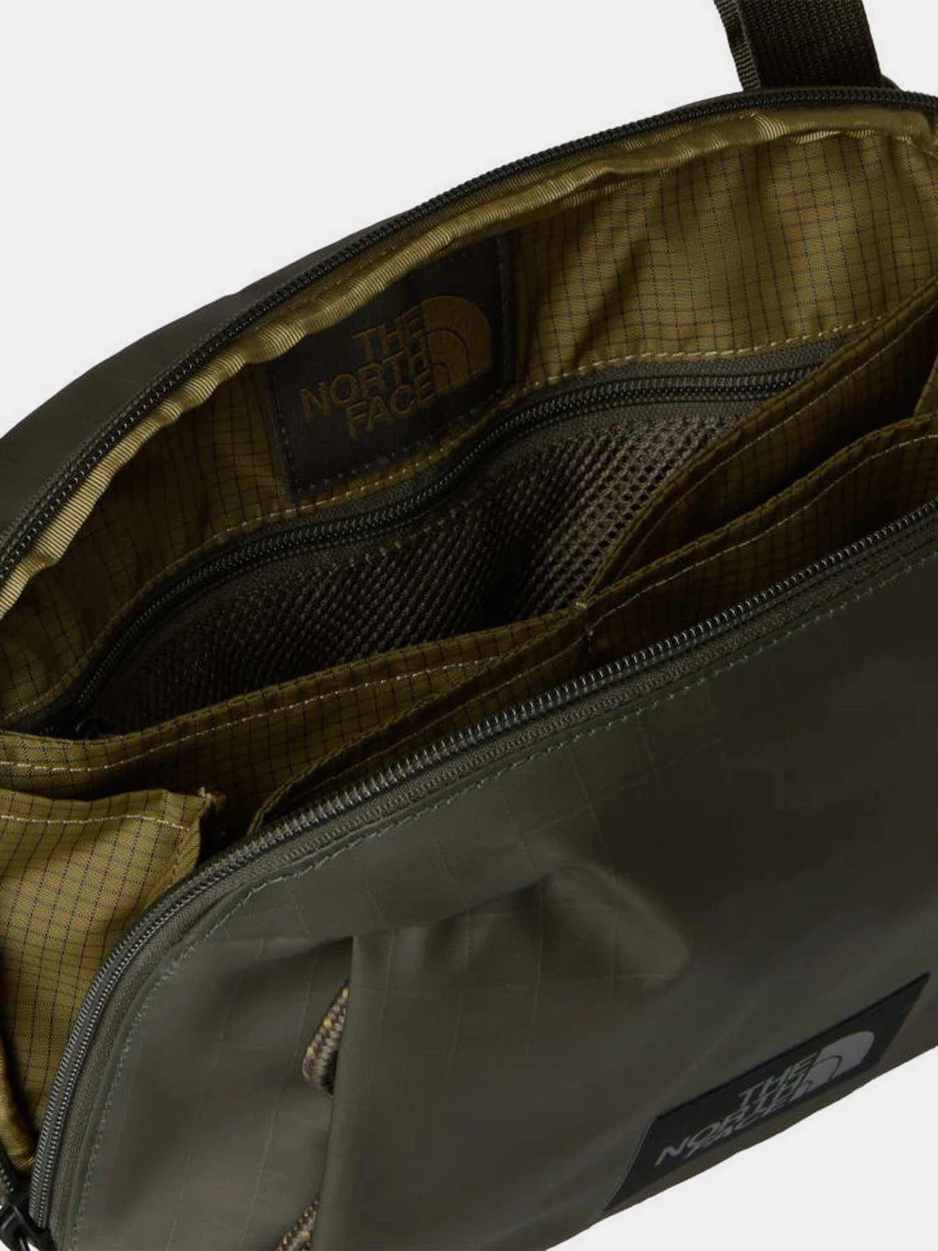 Сумки The North Face BCV PRO SLING модель NF0A8GJBBQW1 Сумки The North Face BCV PRO SLING модель NF0A8GJBBQW1 Фото