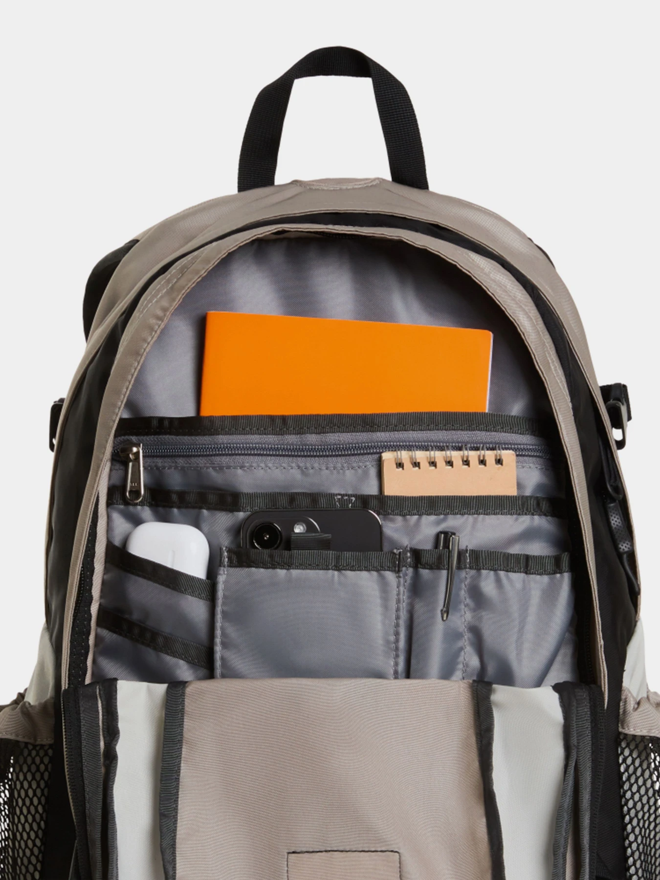 Рюкзаки The North Face HOT SHOT SE модель NF0A3KYJY241 Фото