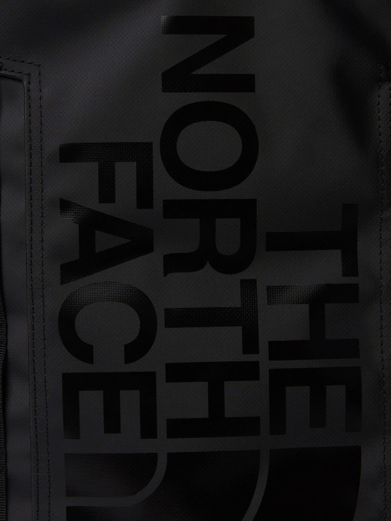 Рюкзаки The North Face BASE CAMP FUSE BOX MINI модель NF0A873W4HF1 Рюкзаки The North Face BASE CAMP FUSE BOX MINI модель NF0A873W4HF1 Фото