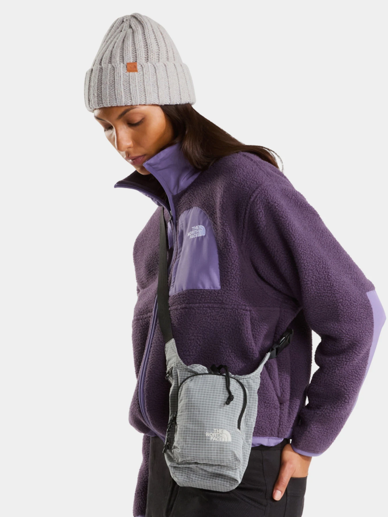 Сумки The North Face NEVER STOP BUCKET BAG модель NF0A8JCDMYB1 Сумки The North Face NEVER STOP BUCKET BAG модель NF0A8JCDMYB1 Фото