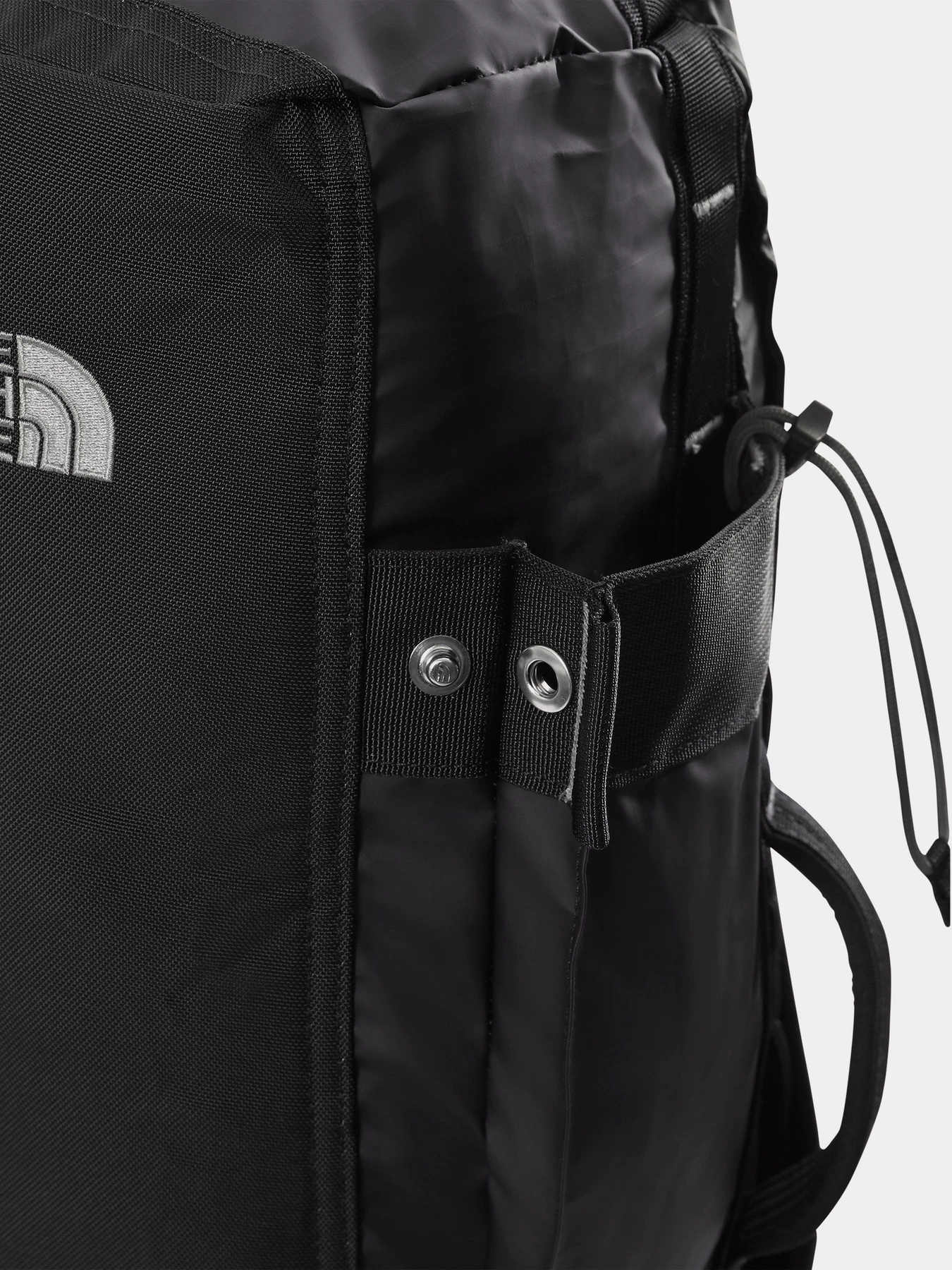 Дорожные сумки и чемоданы The North Face Base Camp Voyager Duffel модель NF0A52RRKY41 Дорожные сумки и чемоданы The North Face Base Camp Voyager Duffel модель NF0A52RRKY41 Фото