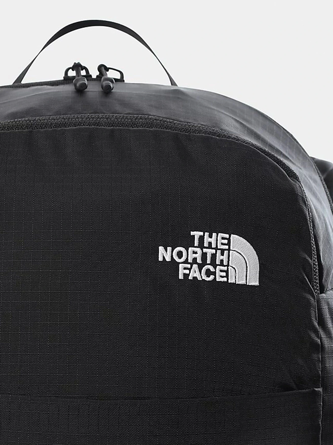 Рюкзаки The North Face Basin 18 модель NF0A52CZKX71 Рюкзаки The North Face Basin 18 модель NF0A52CZKX71 Фото
