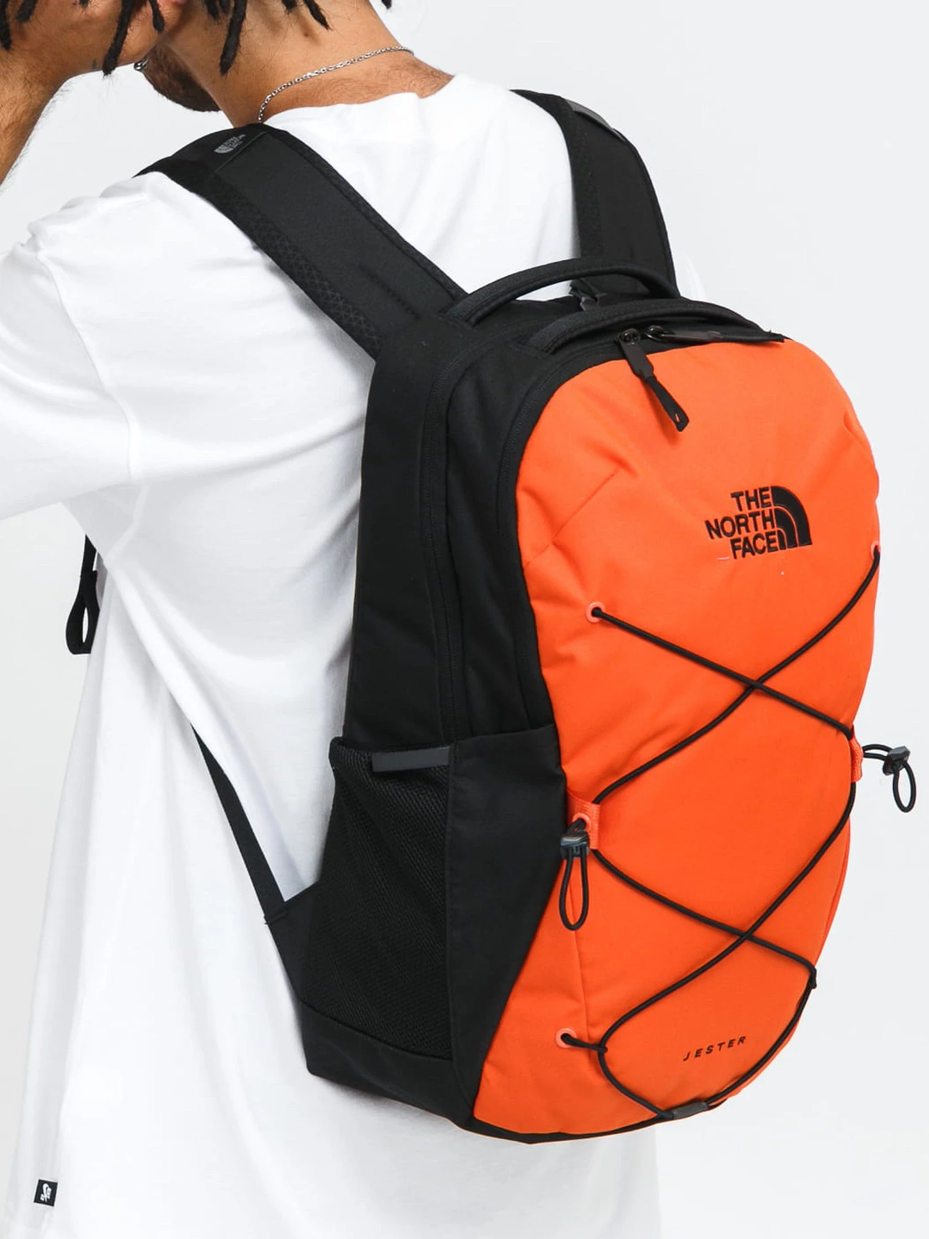 Рюкзаки The North Face Jester модель NF0A3VXFT971 Рюкзаки The North Face Jester модель NF0A3VXFT971 Фото
